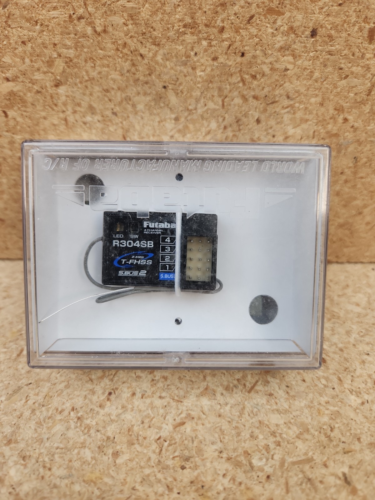 Futaba R304SB 2.4GHz FHSS 4-Channel Telemetry Receiver 4PLS NEW