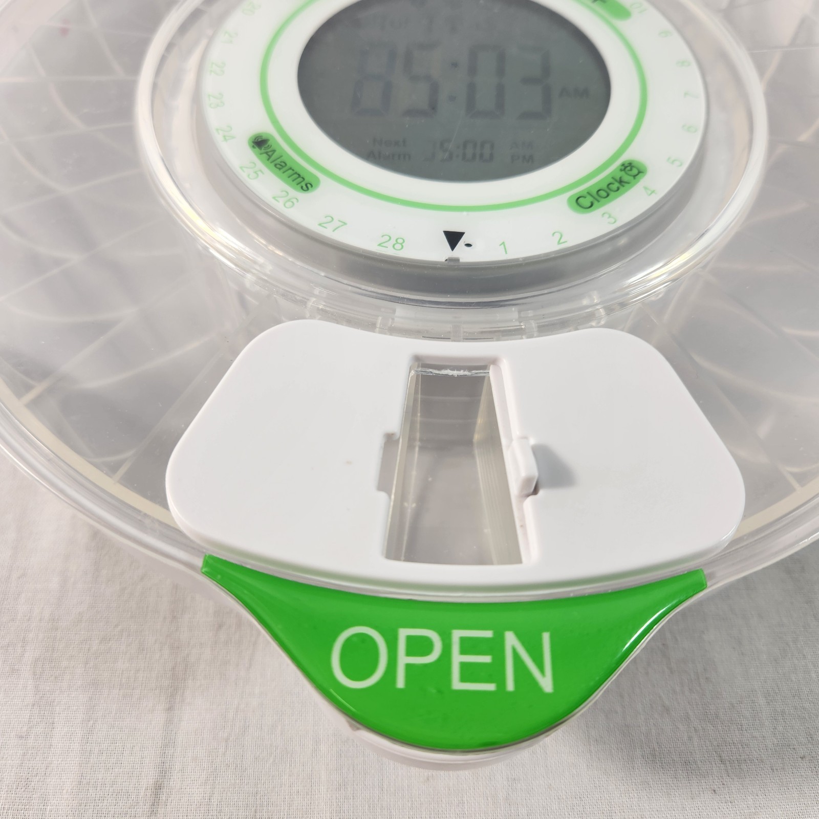 LiveFine 28 Day Automatic Pill Dispenser Lockable Cover Alarm Complete EUC VIDEO