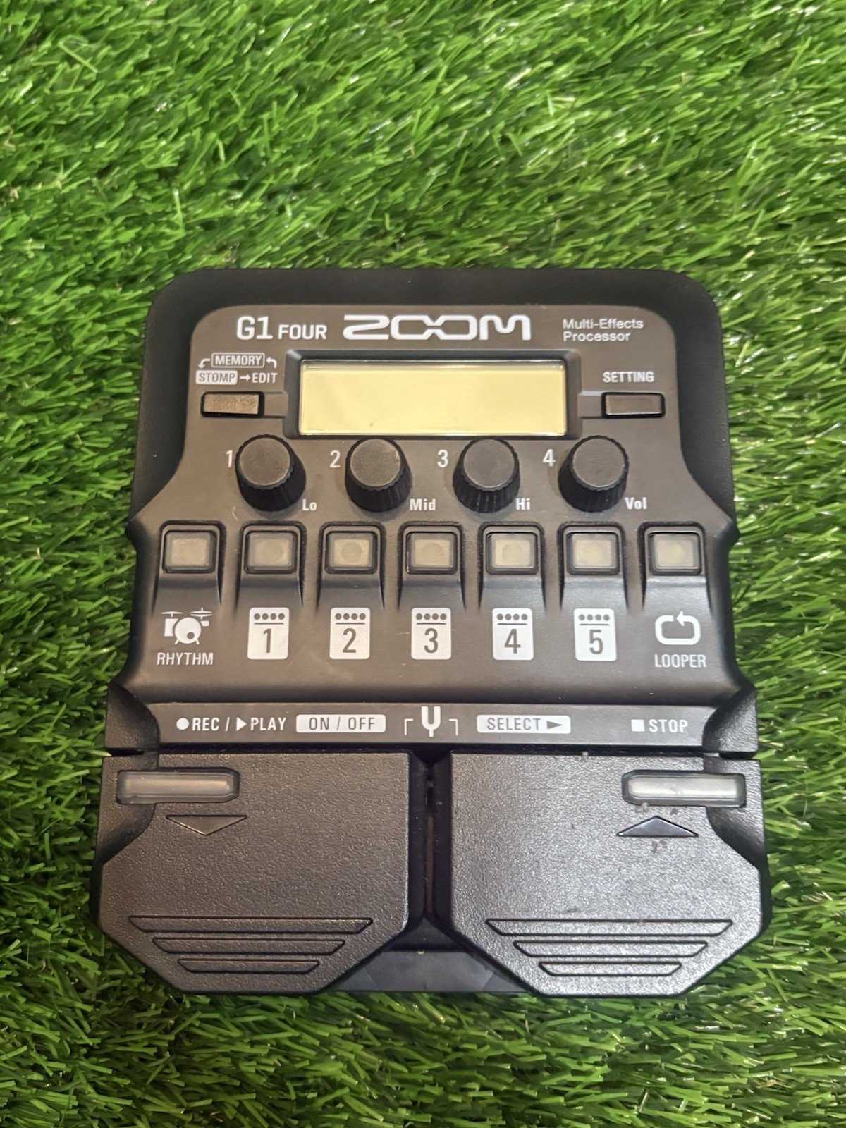 ZOOM G1 Four Guitar Multi Effects Processor Tested Working no adapter