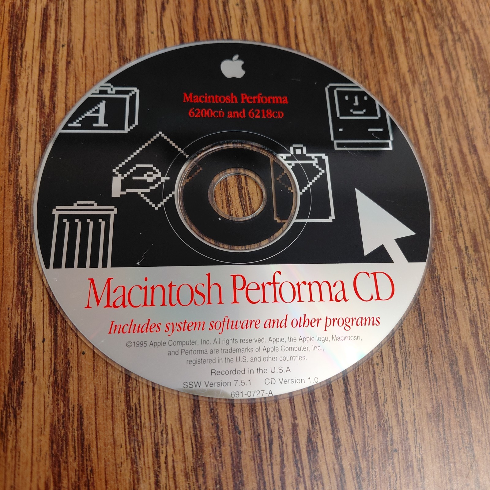 Apple Macintosh Performa CD 6200cd & 6218CD SSW Version 7.5.1 CD Ver 1.0