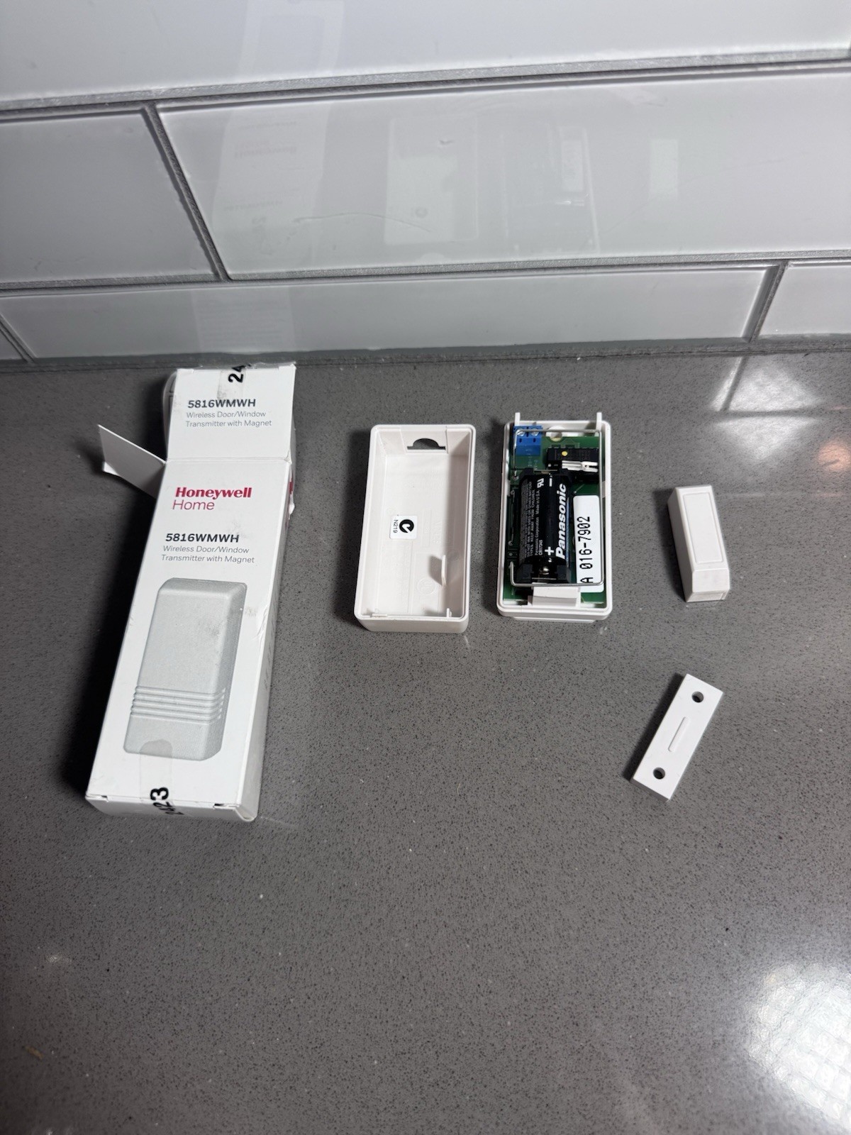Honeywell 5816WMWH Wireless Door / Window Transmitter