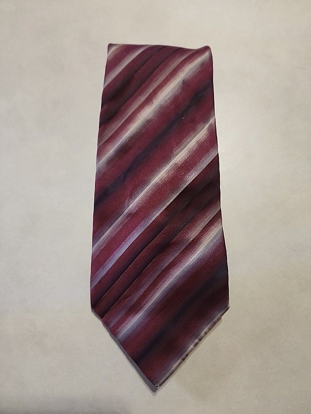 Van Heusen Men’s Necktie Red Gray Black Stripe 3.5” x 60”