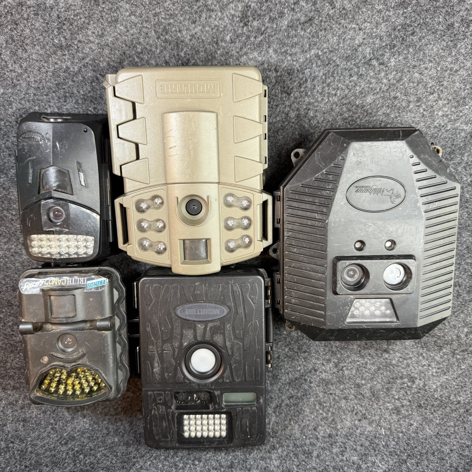 5 SD Game Trail Hunting Cameras Wildgame Innovations, Moultrie, Truth Cam Ultra