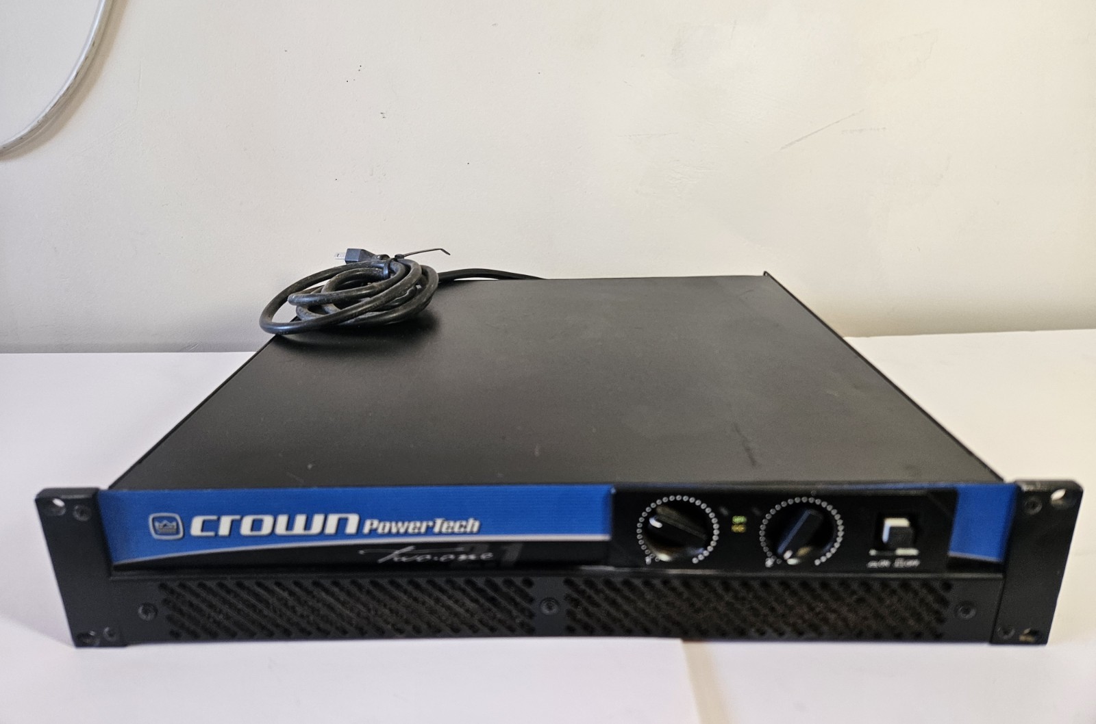 Crown PowerTech Two.one  2.1 Professional Power Amplifier