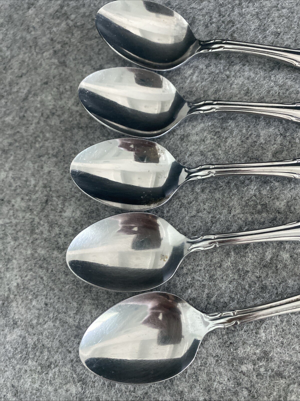 5 TOWLE/SUPREME CUTLERY STAINLESS FLATWARE, "PIERRE" PATTERN, TEASPOONS