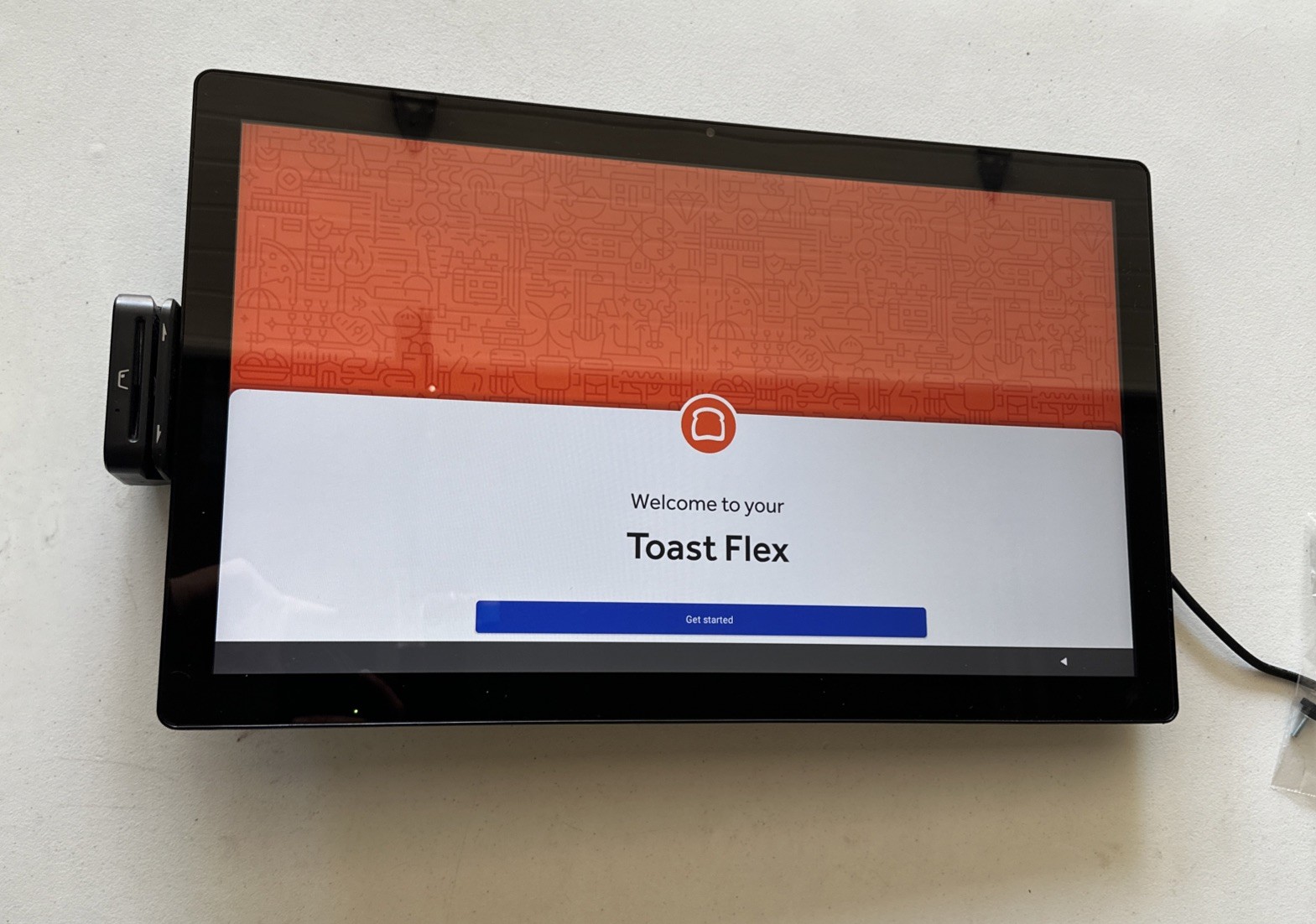 Toast Flex 22 POS Terminal w/ Card Reader & Counter Mount