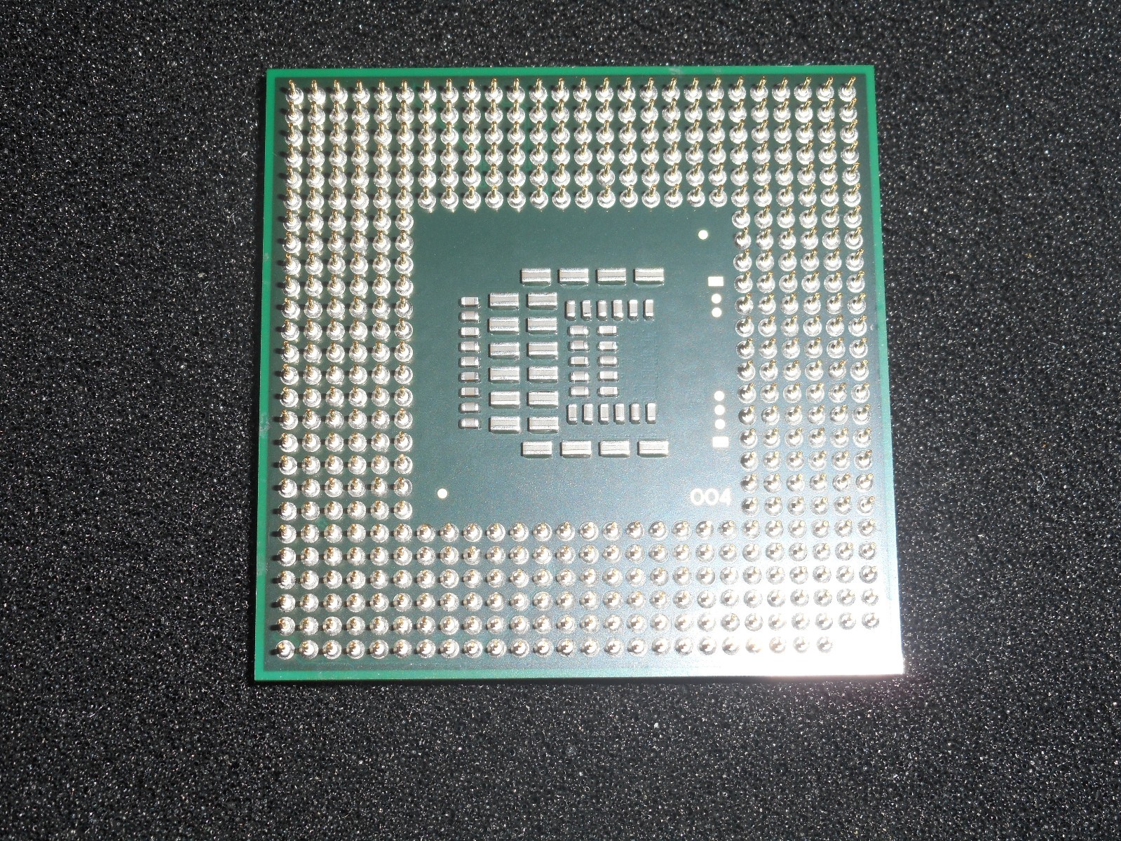 Intel Core 2 Duo Processor T6670 2M Cache 2.20 GHz 800 MHz FSB CHB02 SLGLK