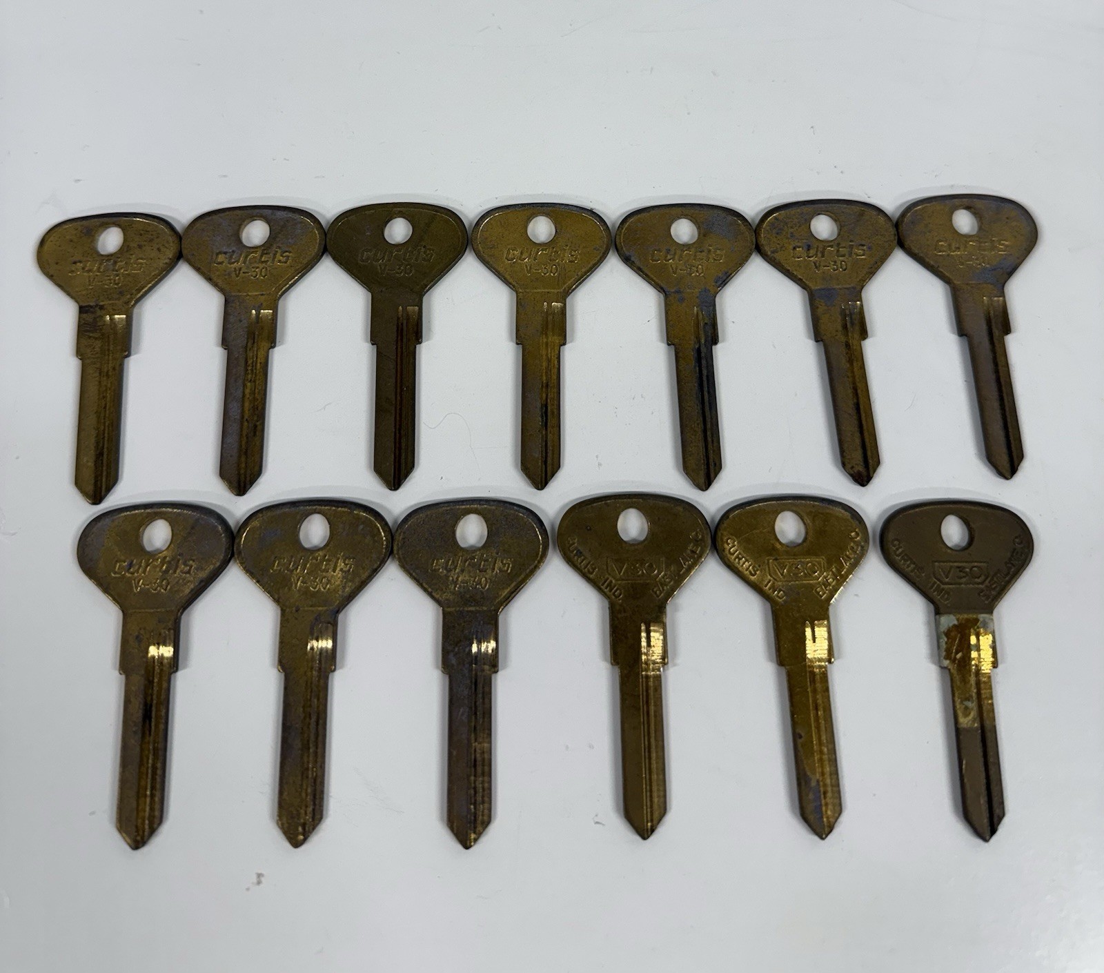 13 Blank Key Curtis V-30 Uncut USA Made Lot Of 13 VW Brass Gold color Vintage