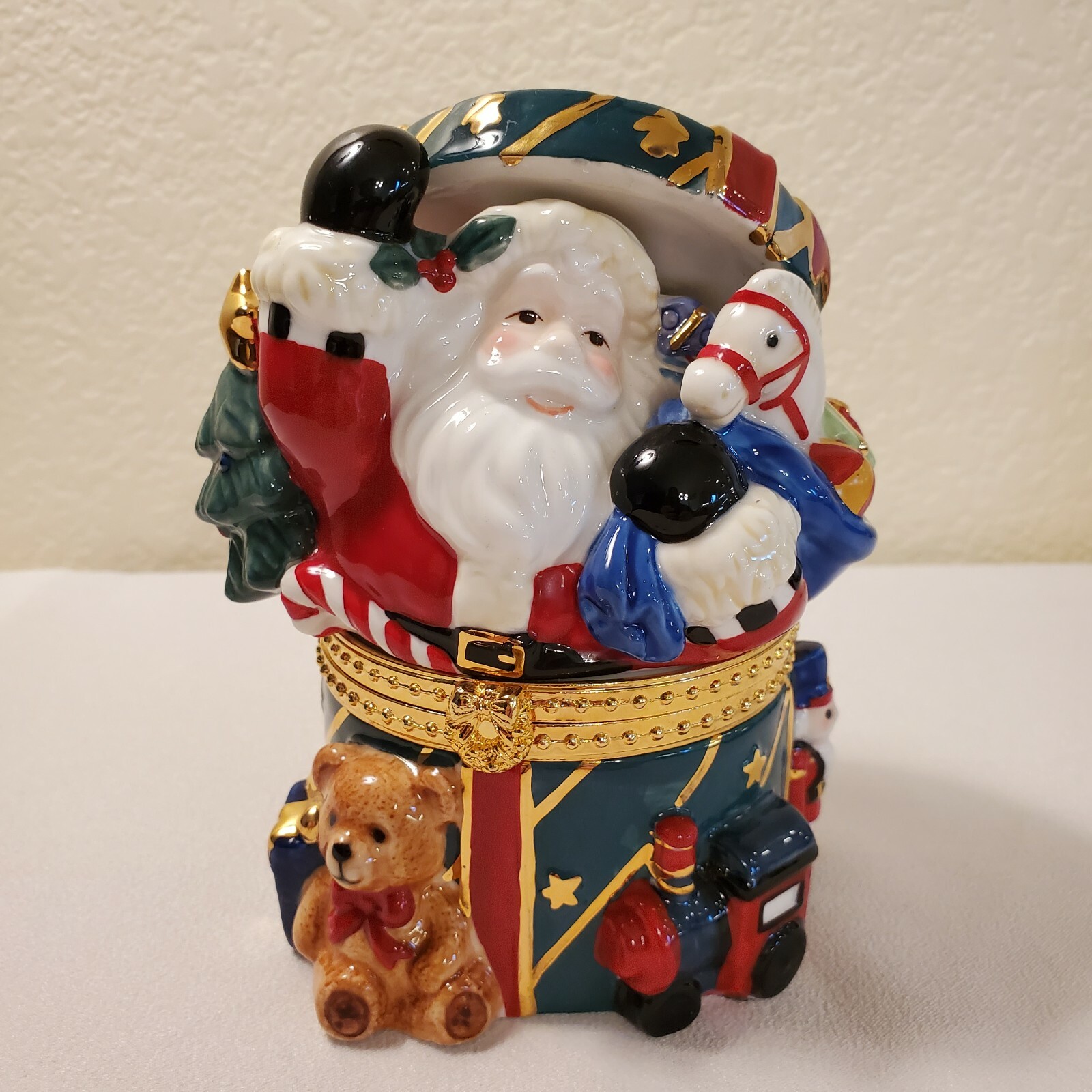 Vintage Traditions Santa Claus Trinket Box ~ Porcelain ~ Exc. Used Condition