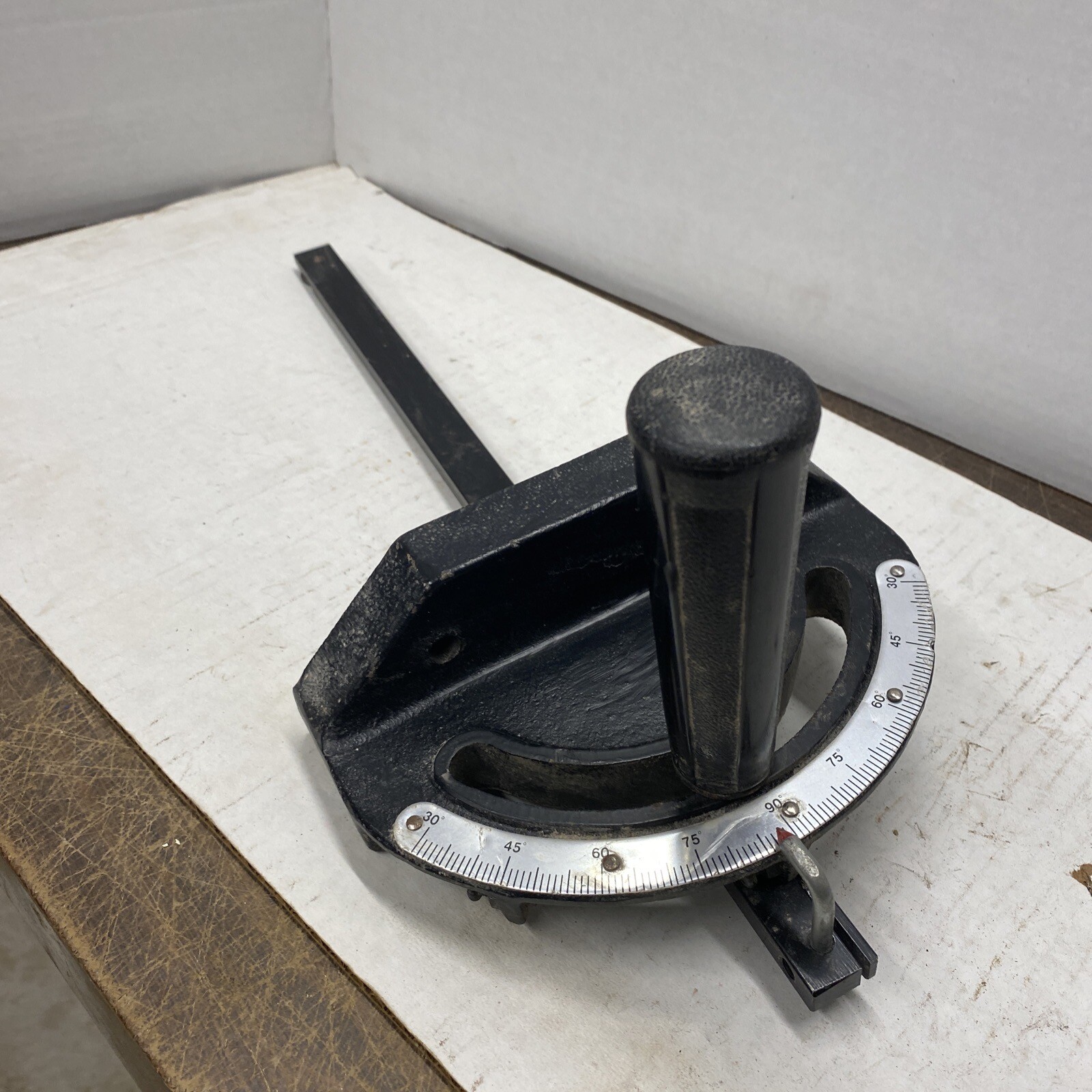 Craftsman Table Md 315.228590 Saw Miter Guage  1/2 by 3/8"   MG-19