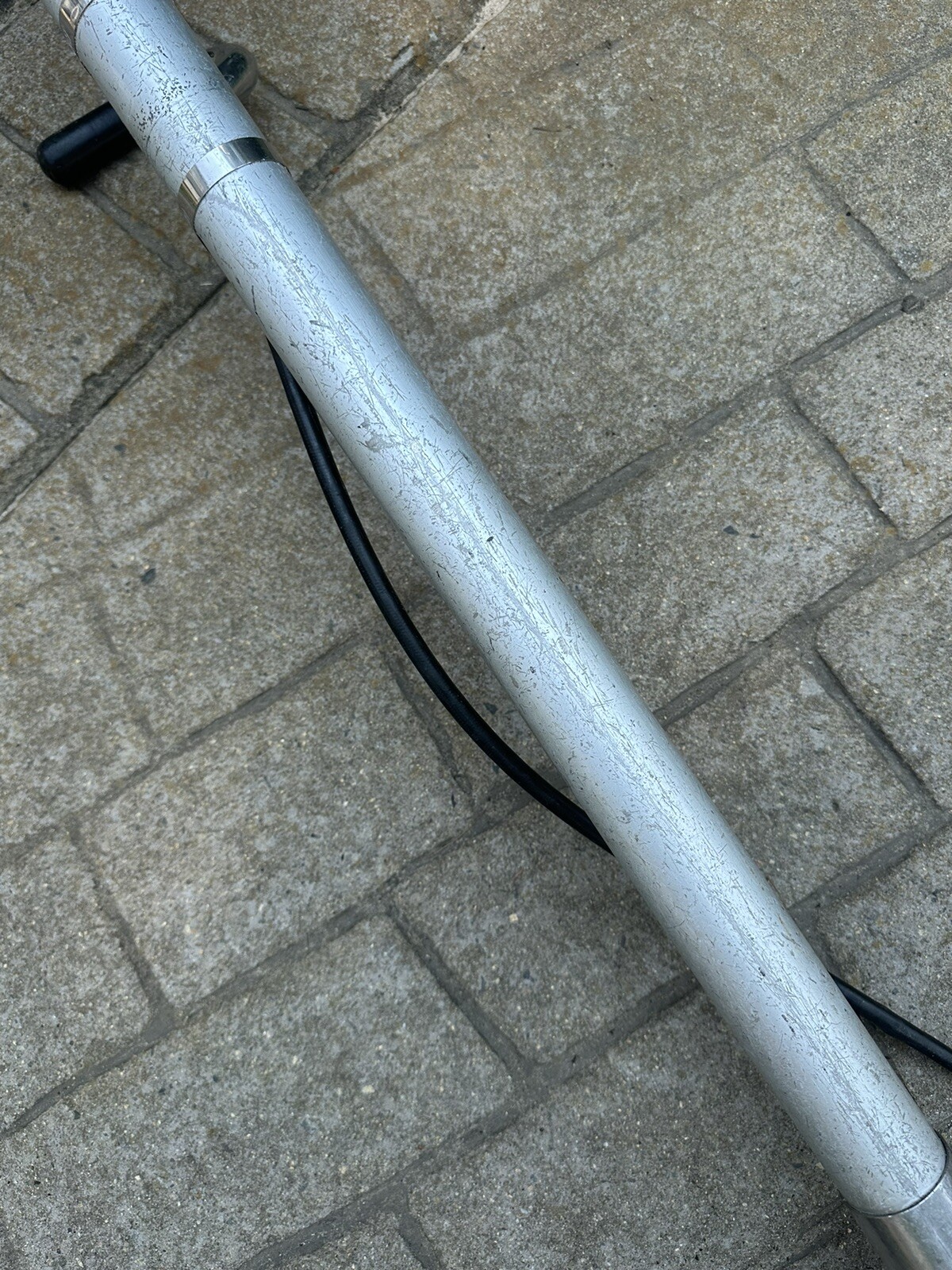 TILE, CARPET CLEANING, HARD SURFACE, & WATER RETRACTION WAND CRACKED HEAD