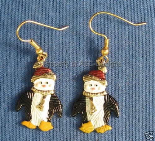 L.F Holiday Happy Feet Penguin Fish Hook Earrrings 5937