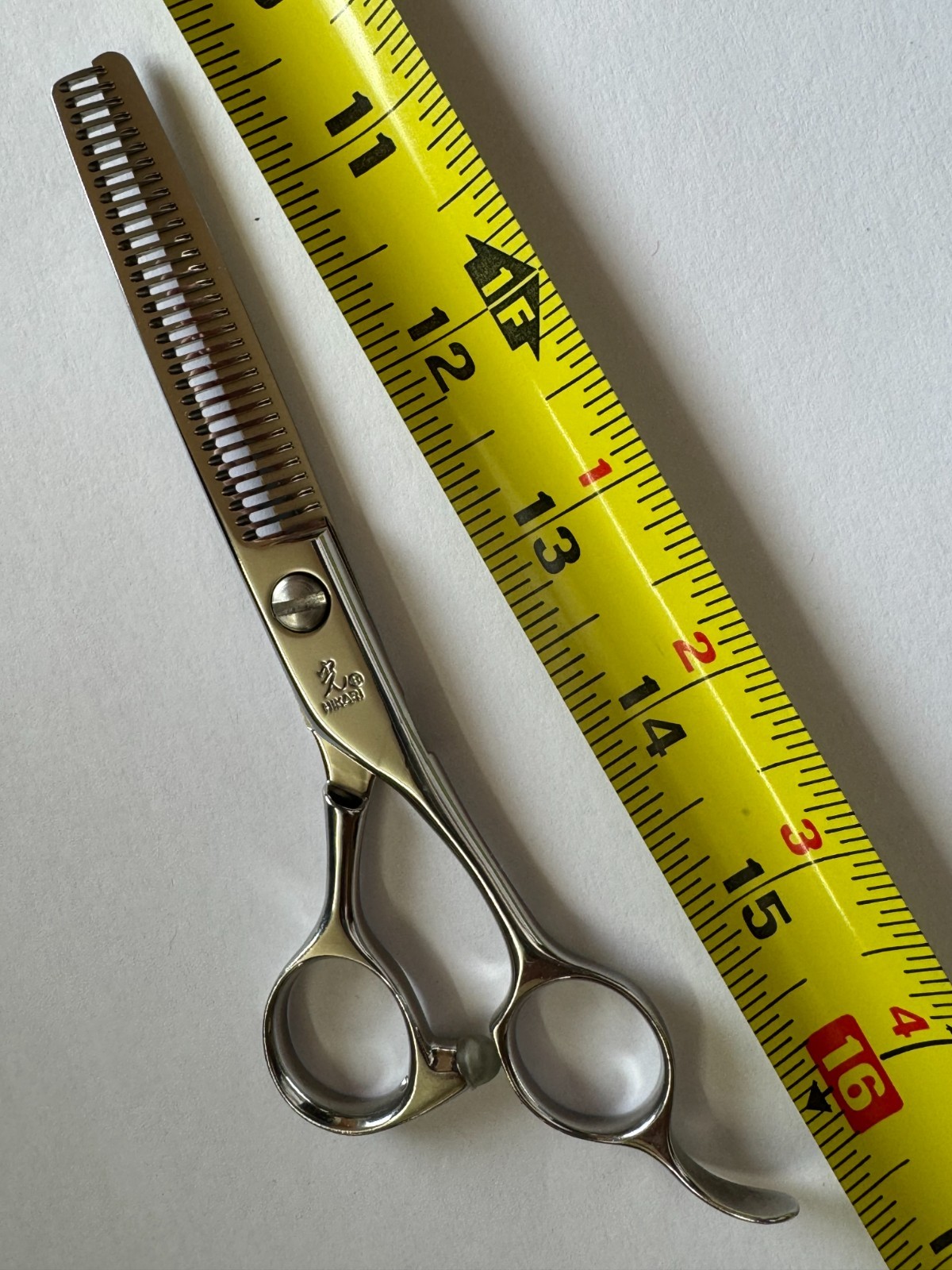 Hikari 721 Thinning Scissors 6" Right Handed 30 Teeth 40% Thinning Rate Japan
