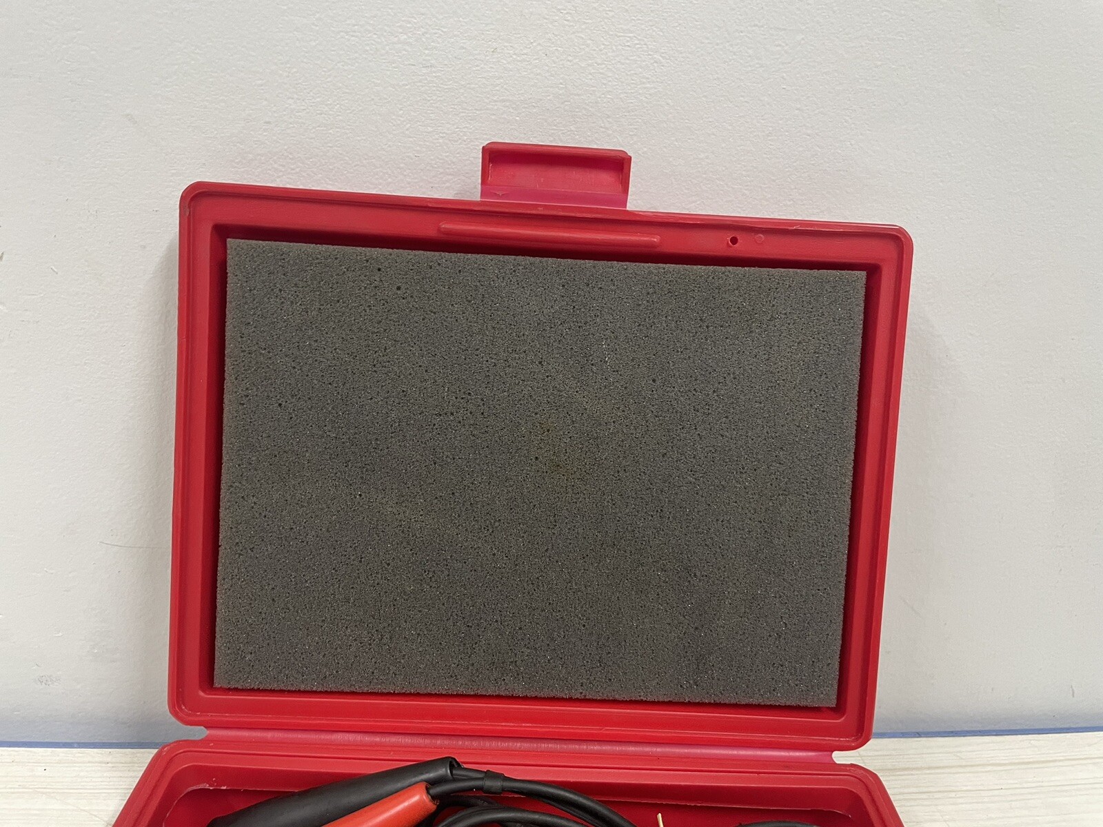 Mac Tool ET3707 Digital Engine Analyzer 10 Megohms Missing Test Lead- See Pics