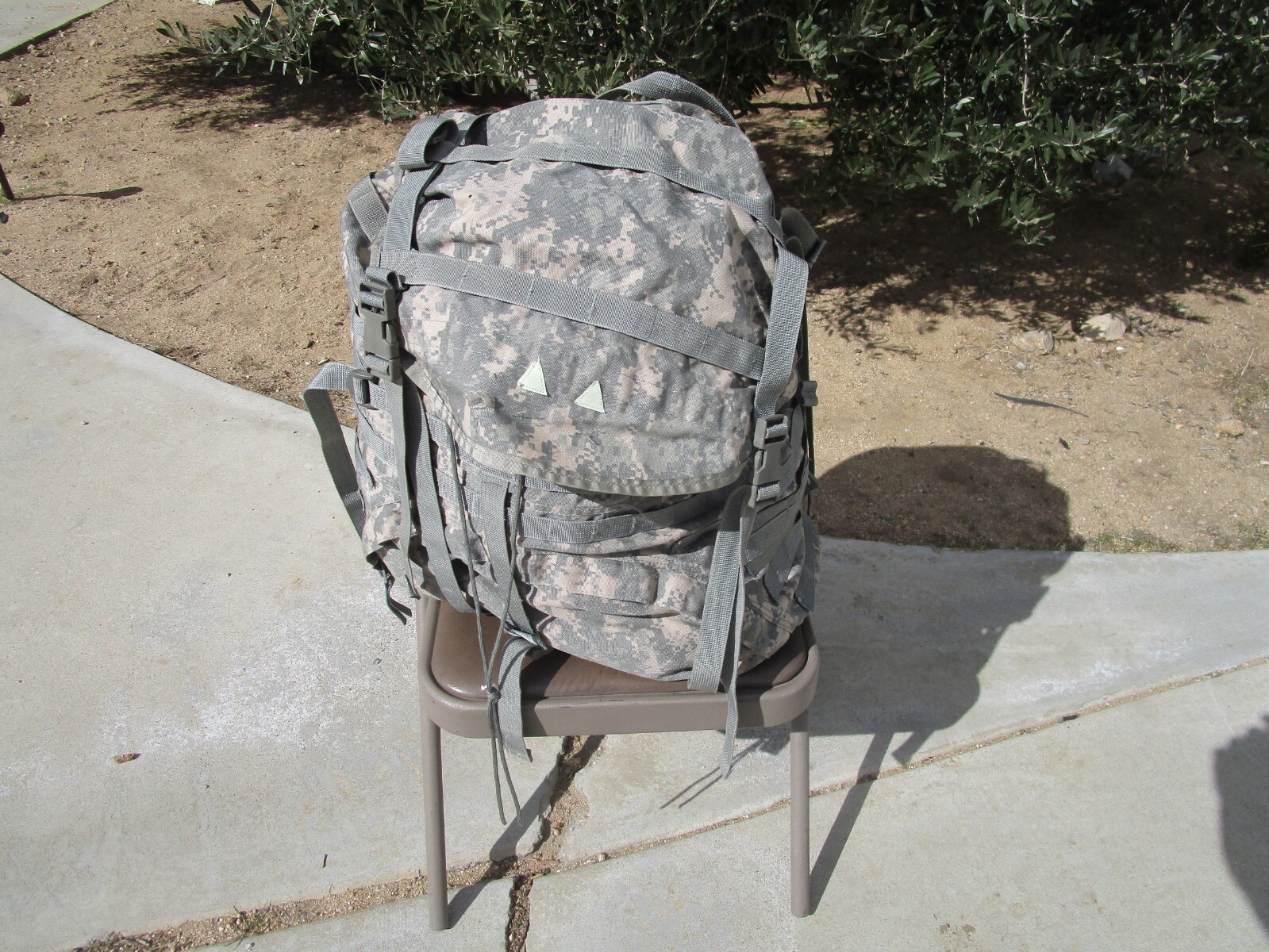 US ARMY Military Surplus Large Field Ruck Sack NSN 8465-01-524-5285 MOLLE II