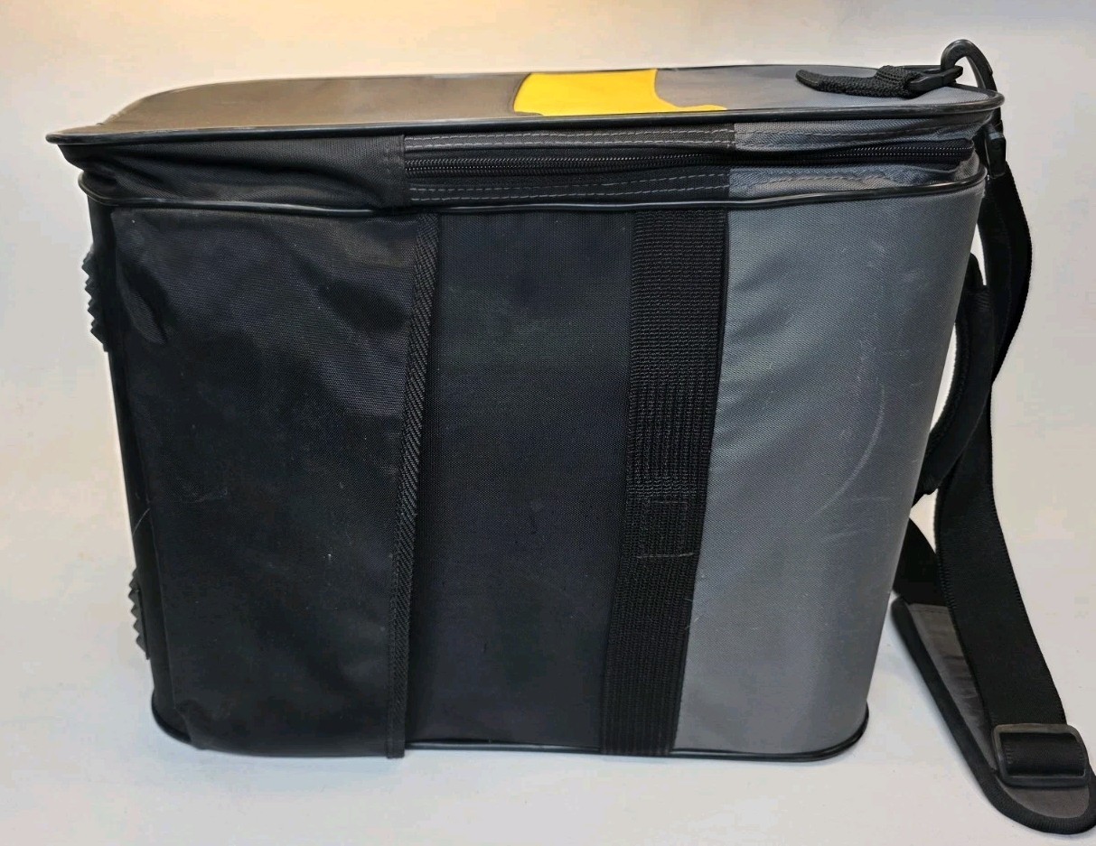 Golds Gym Workout Gym Bag With Shoulder Strap 17" x 15" x 9"