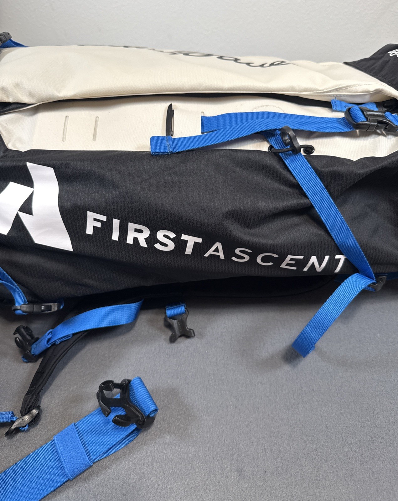 Eddie Bauer First Ascent Alpine Sisu 50L Backpack