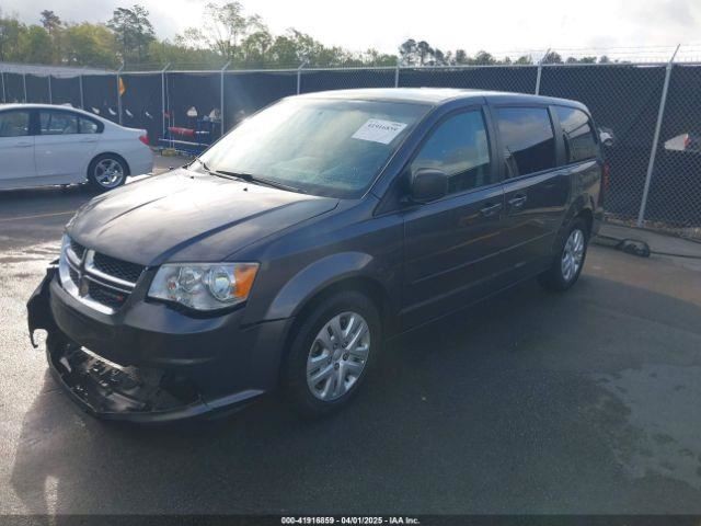 CARAVAN 2017 Glove Box 4640747
