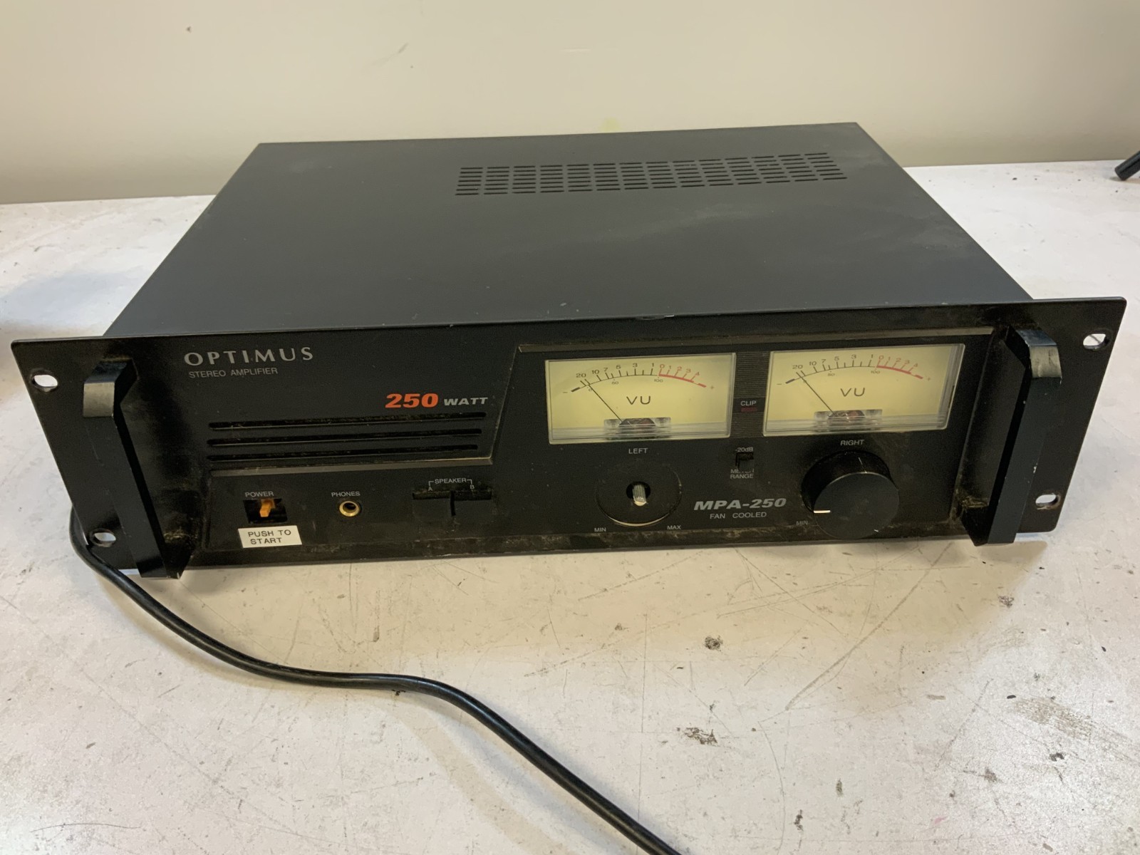 Optimus MPA-250 250Watt Fan Cooled Stereo Amplifier, Black "U2C"
