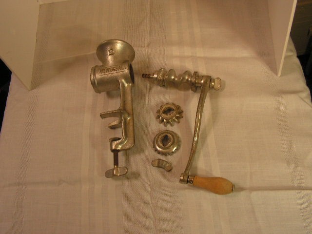 Universal No .2 Metal Meat Grinder