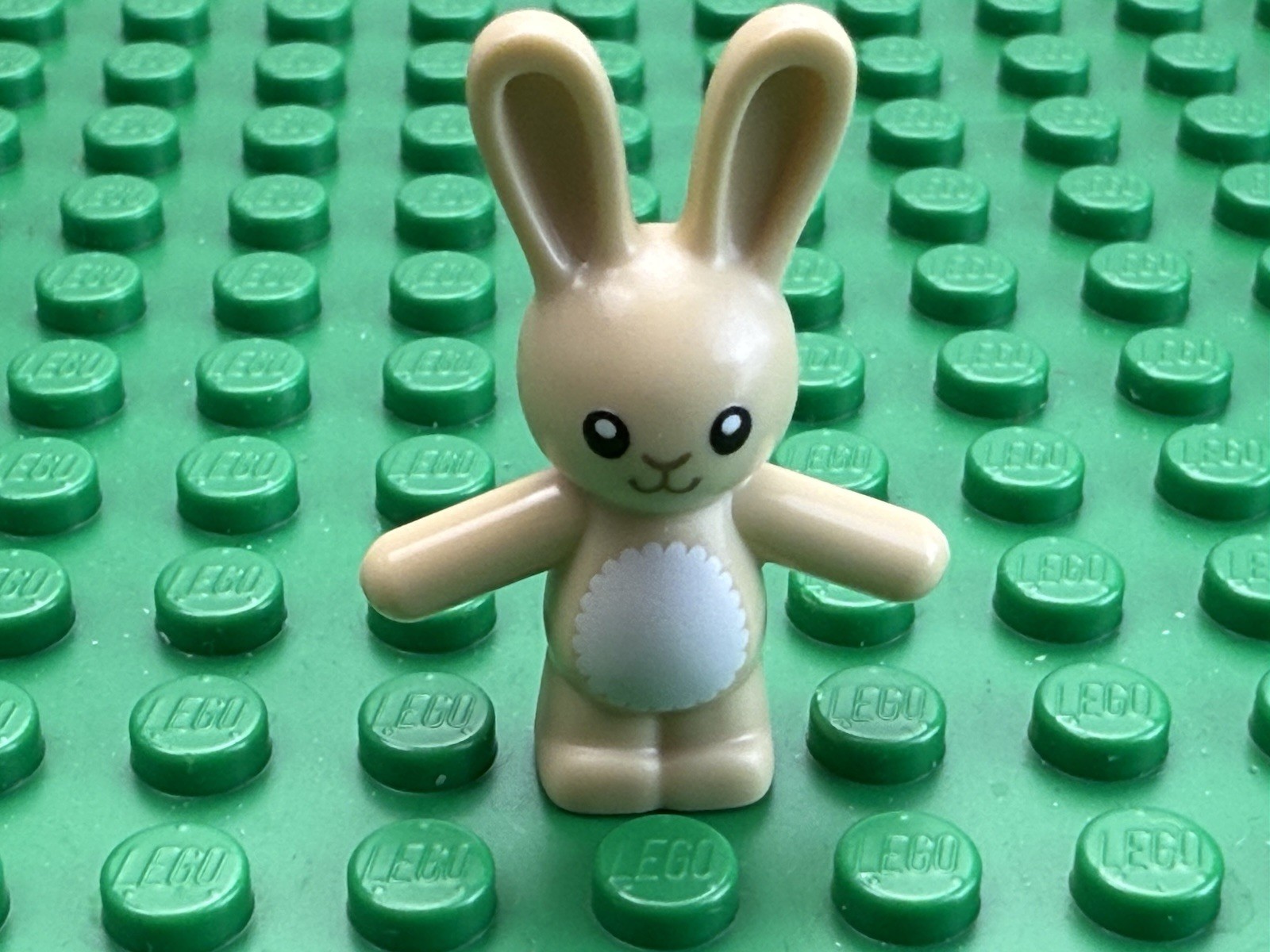 Lego Tan Bunny/Rabbit Standing