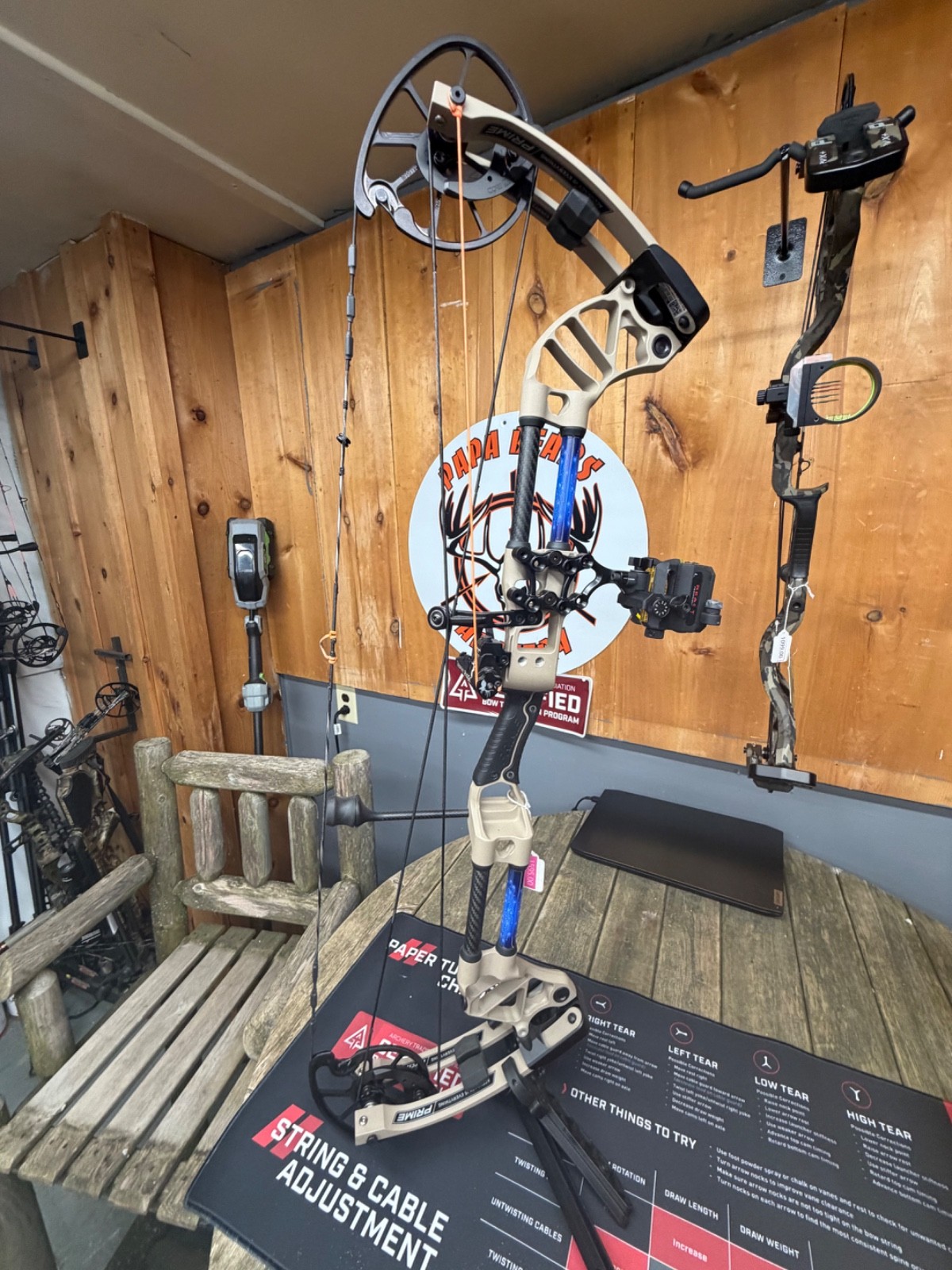 Prime Form 34 Compound Bow Right Hand 60lbs. Trophy Ridge Rest & Sight included