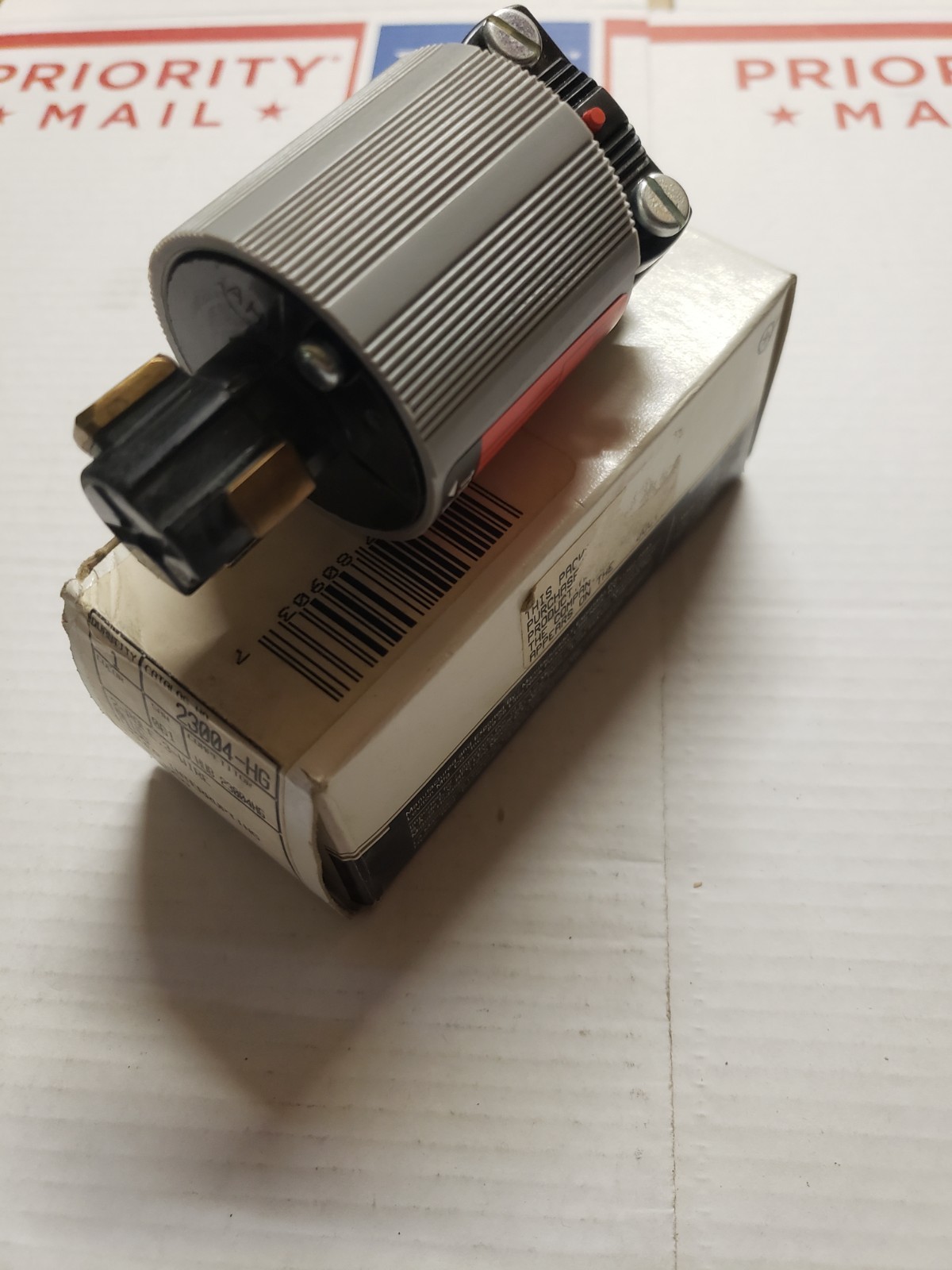 23004-HG 2-POLE 3 WIRE PLUG POWER INTERRUPTING 20A 125V