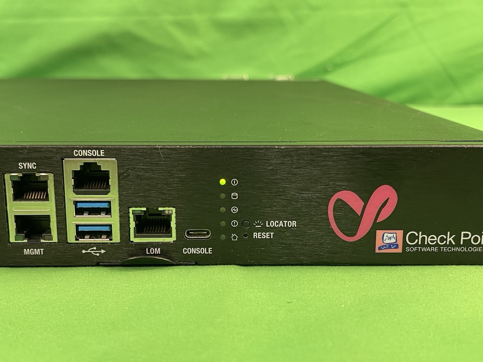 Check Point Quantum 6600 QM-1 Security Gateway Appliance | 16GB RAM *NO HDD*