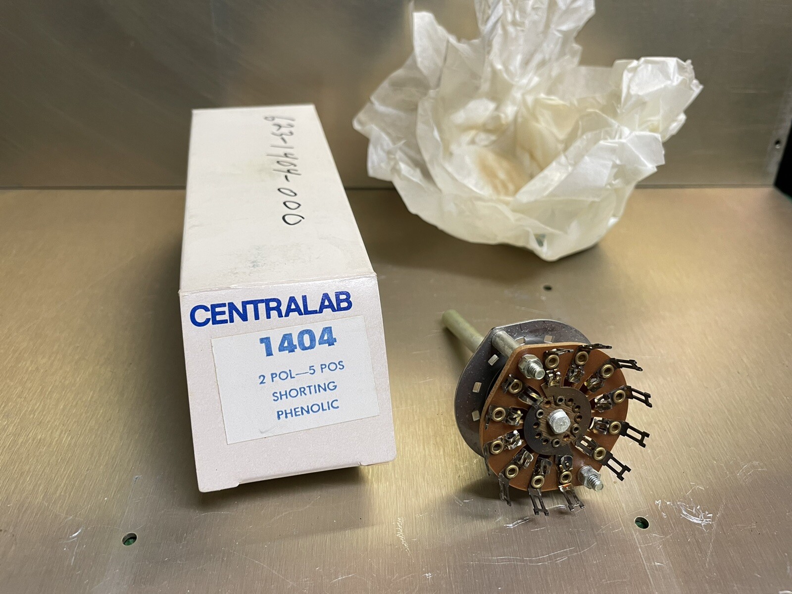 LOT OF 2 NEW OLD STOCK CENTRALAB 1404 5 POSITION 2 POLE SHORTING ROTARY SWITCH