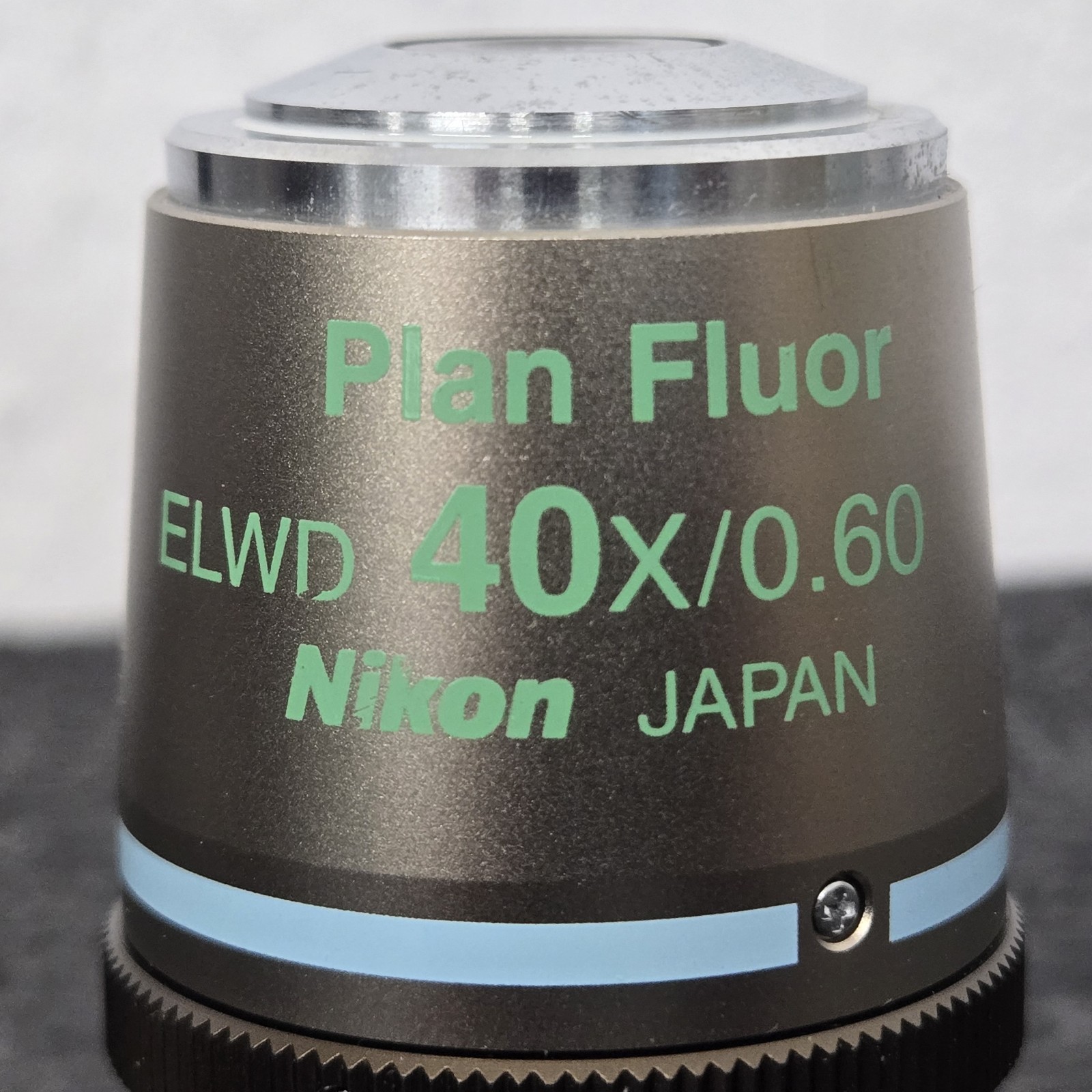 Nikon Microscope Objective 40x/0.60 Plan Fluor ELWD PH2 DM ∞/0-2 WD 3.7-2.7