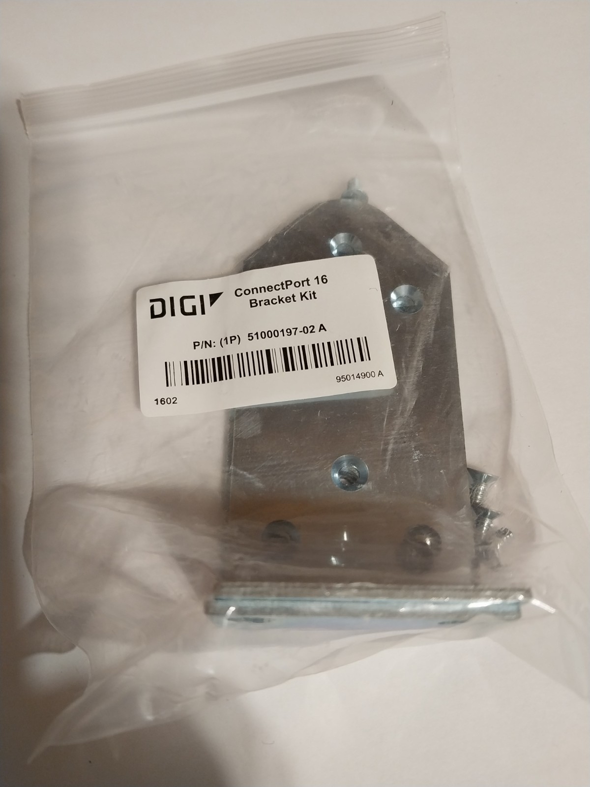 1U Digi connectoport 16 bracket kit 51000197-02, brand new