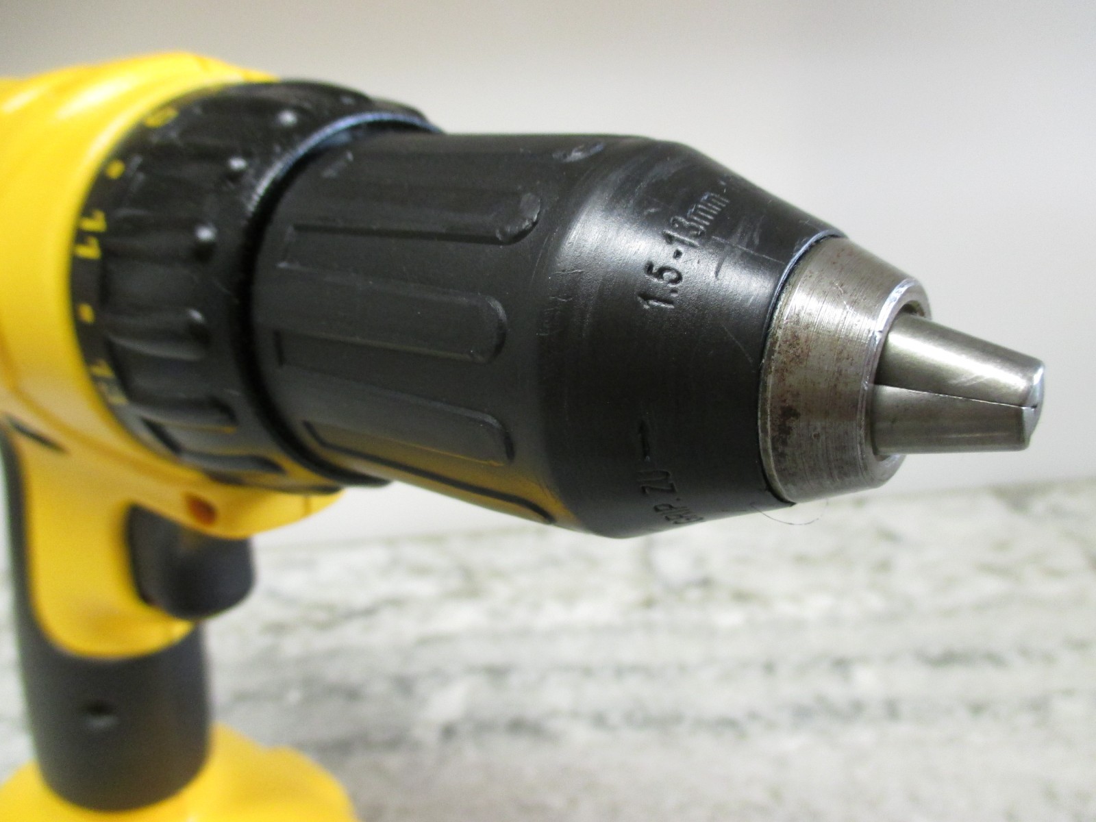 Dewalt 18V Volt DC759 (DC970) 1/2" Cordless DRILL DRIVER *Bare Tool* SUPERB COND