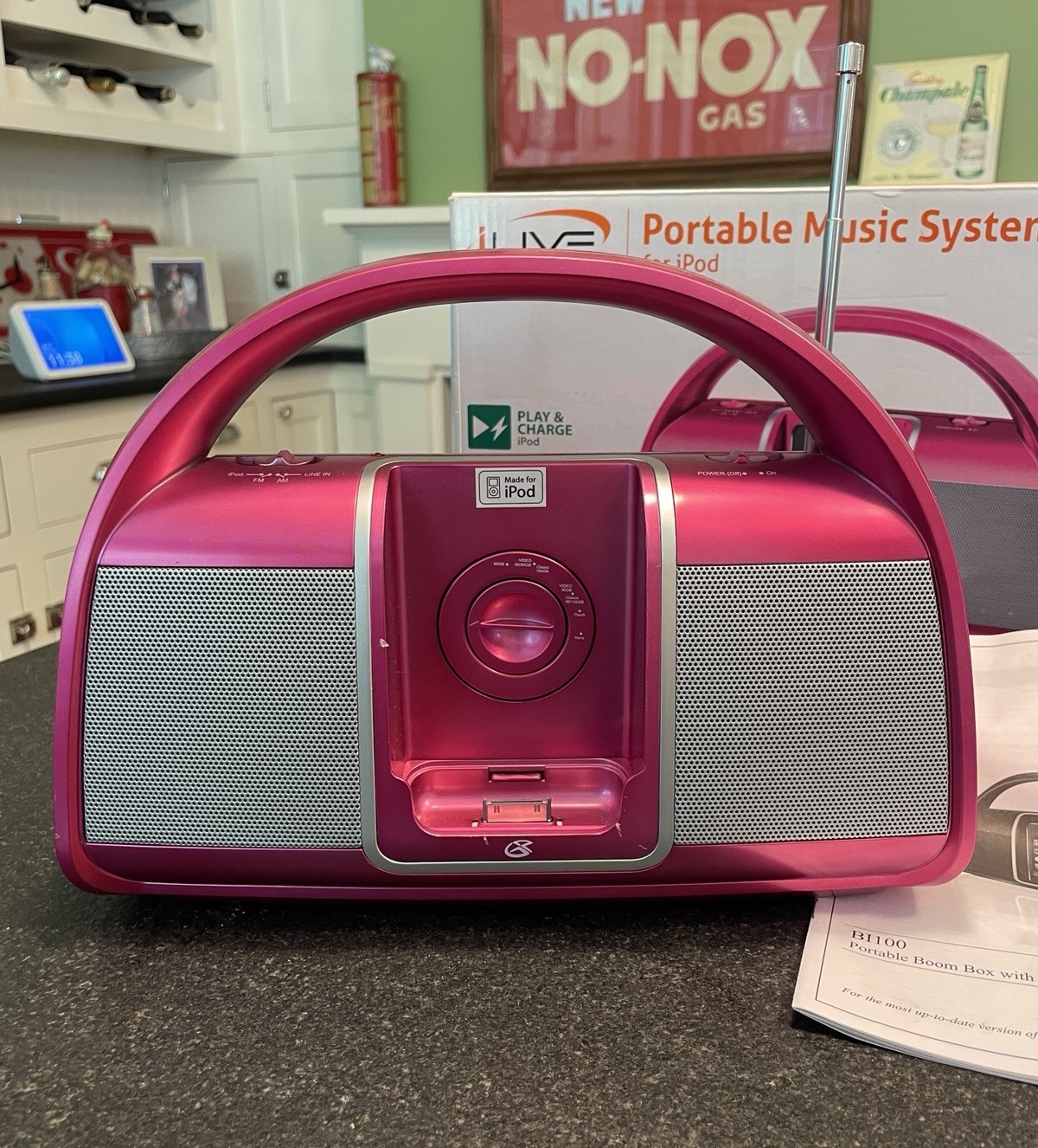 ILive Portable Docking BI100P Am/FM Radio iPod Touch Nano iPhone Dock Pink
