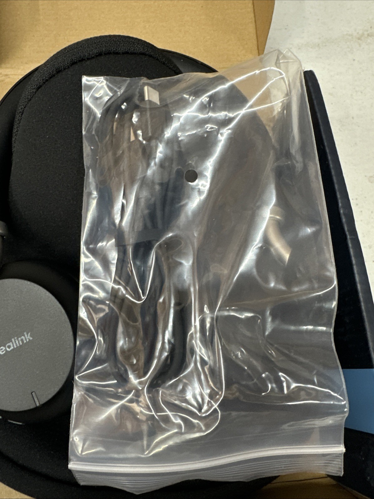 Yealink Teams Bluetooth Headset BH72 Lite - Open Box