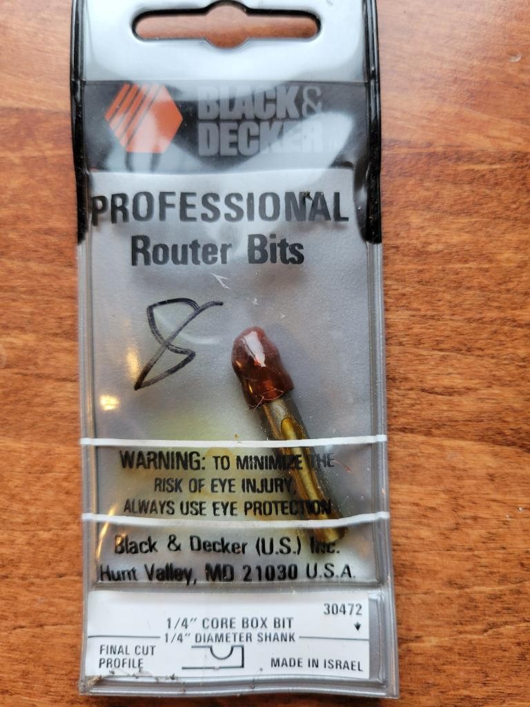 BLACK & DECKER CARBIDE ROUTER BIT 30472 ¼" CORE BOX BIT ¼" DIAMETER SHANK