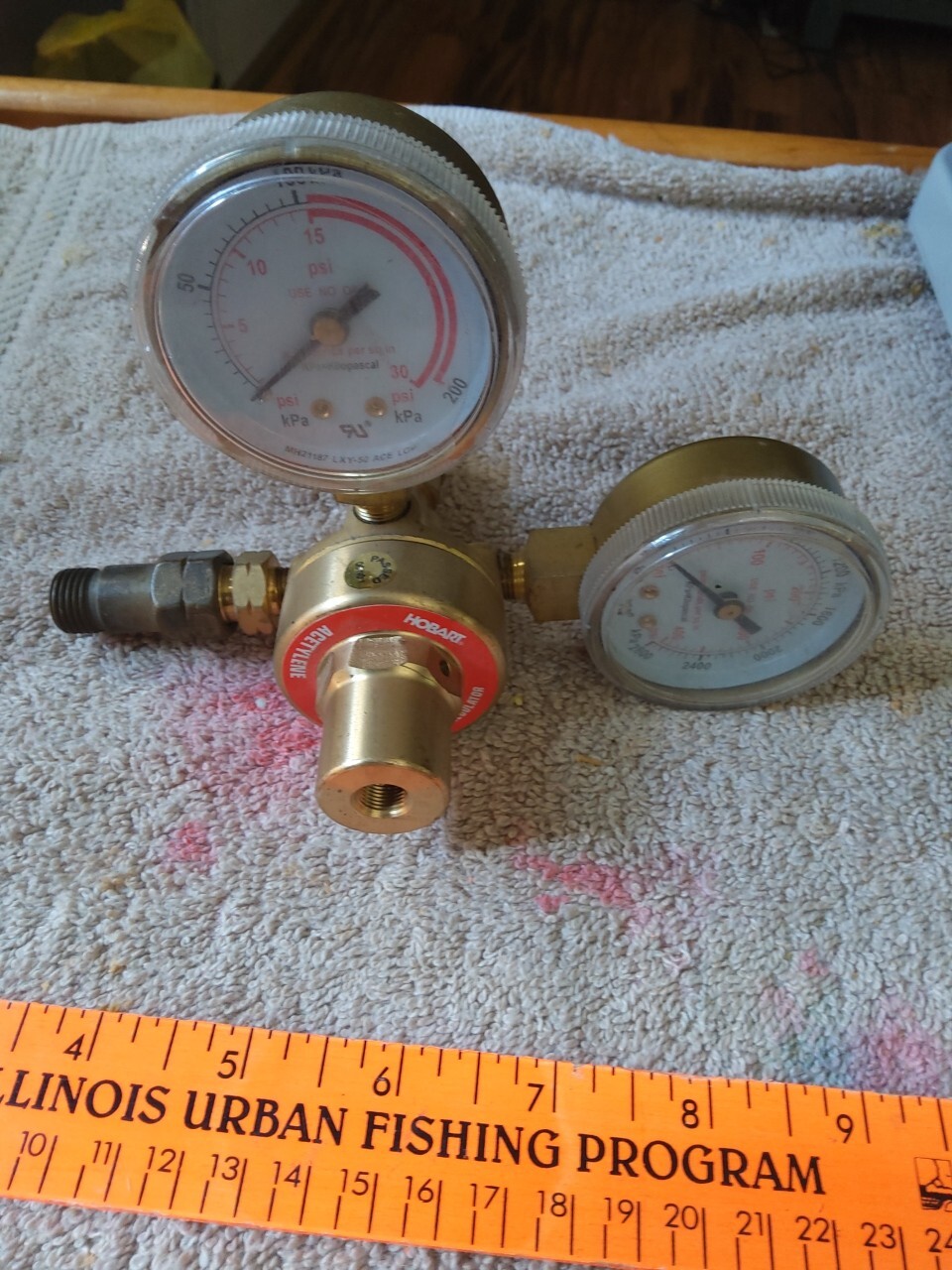 Hobart LP/Acetylene Regulator  - Model # 770504 For Parts Or Restoration