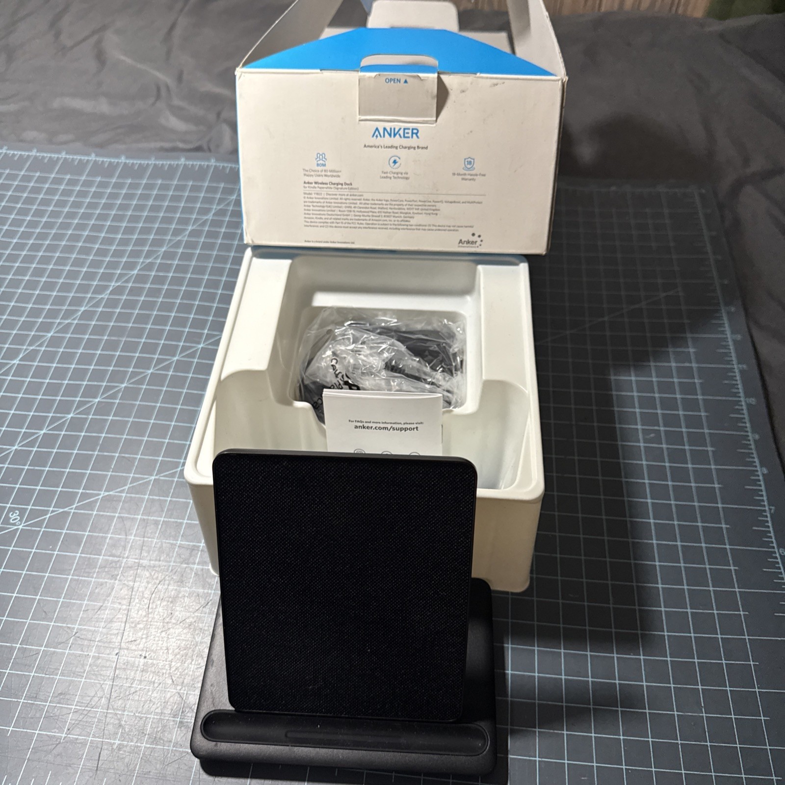 Anker Wireless Charging Dock for Kindle Paperwhite Y1822 Open Box