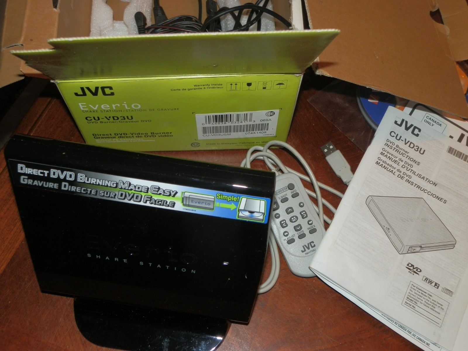 JVC Everio CU-vd3u DVD Burner Share Station, Tested Working Light Wear