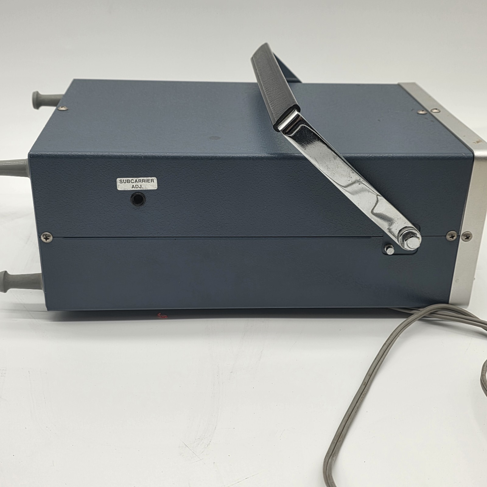 Leader LCG-396 NTSC Pattern Generator – Vintage Video Test Equipment