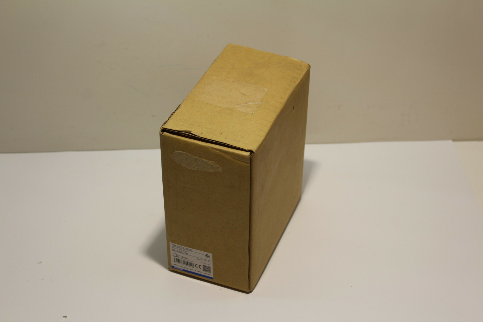 Omron G3PE-215B-2N Solid State Relay NEW