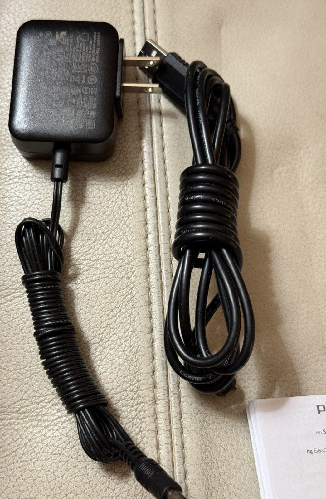 Plantronics 8200 Series SAVI W8220 Wireless Stereo DECT Headset