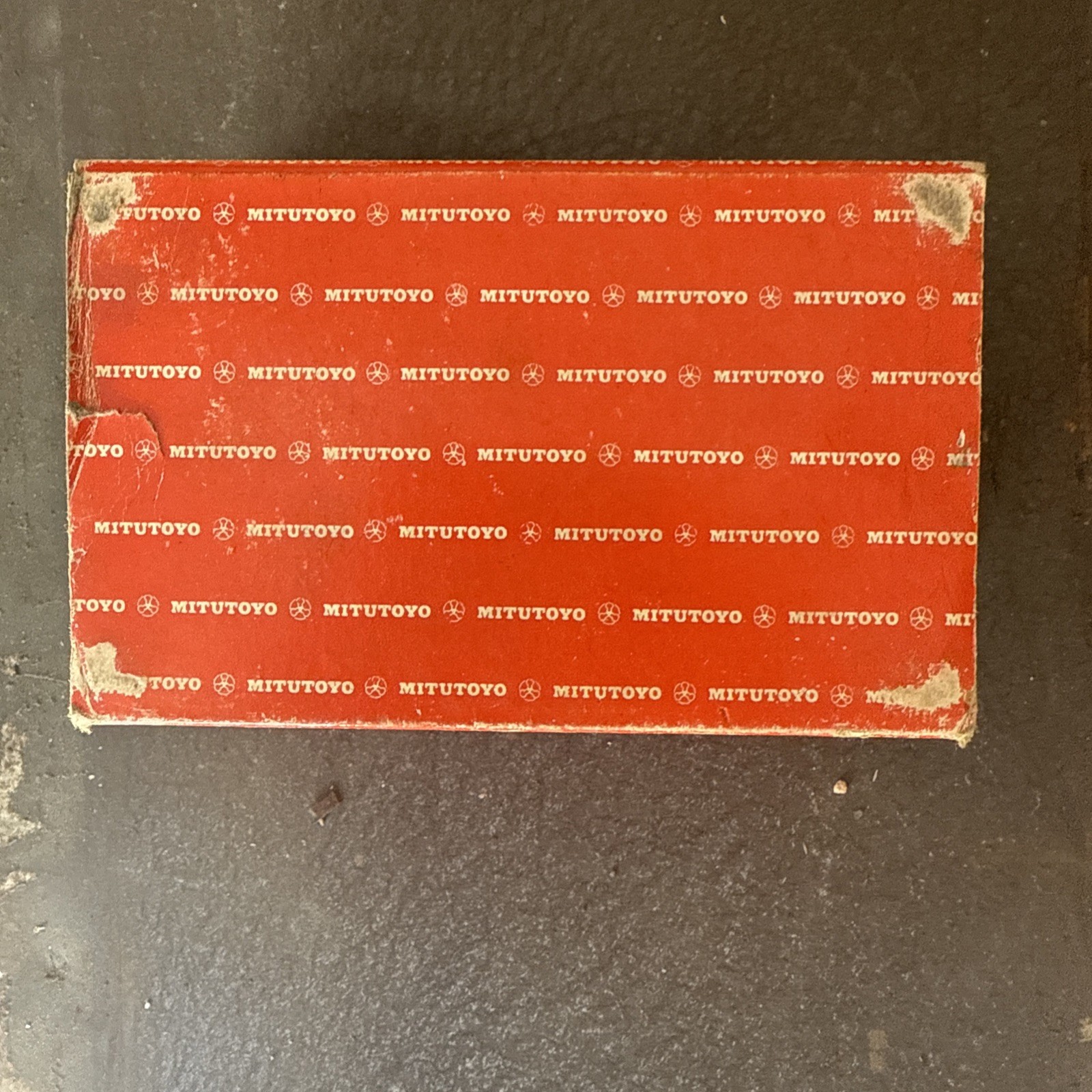 Starrett 25-781J Dial Indicator 0-25.0mm Range, 0-50 Continuous Dial