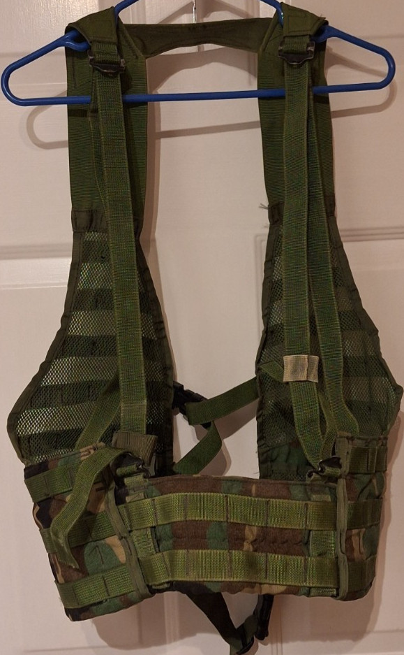 US Military Woodland BDU Molle II Fighting Load Carrier Vest Specialty Defense