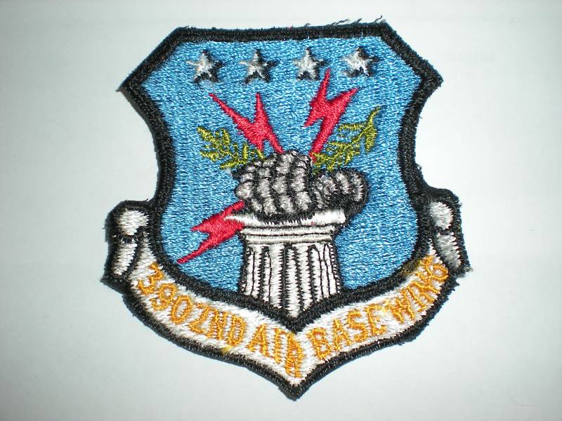 USAF 3902ND AIR BASE WING PATCH - COLOR