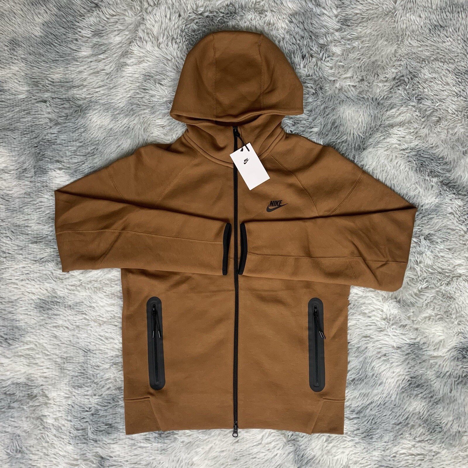 Nike Sportswear Tech Fleece Windrunner Light British Tan FB7921-281 Men Size L