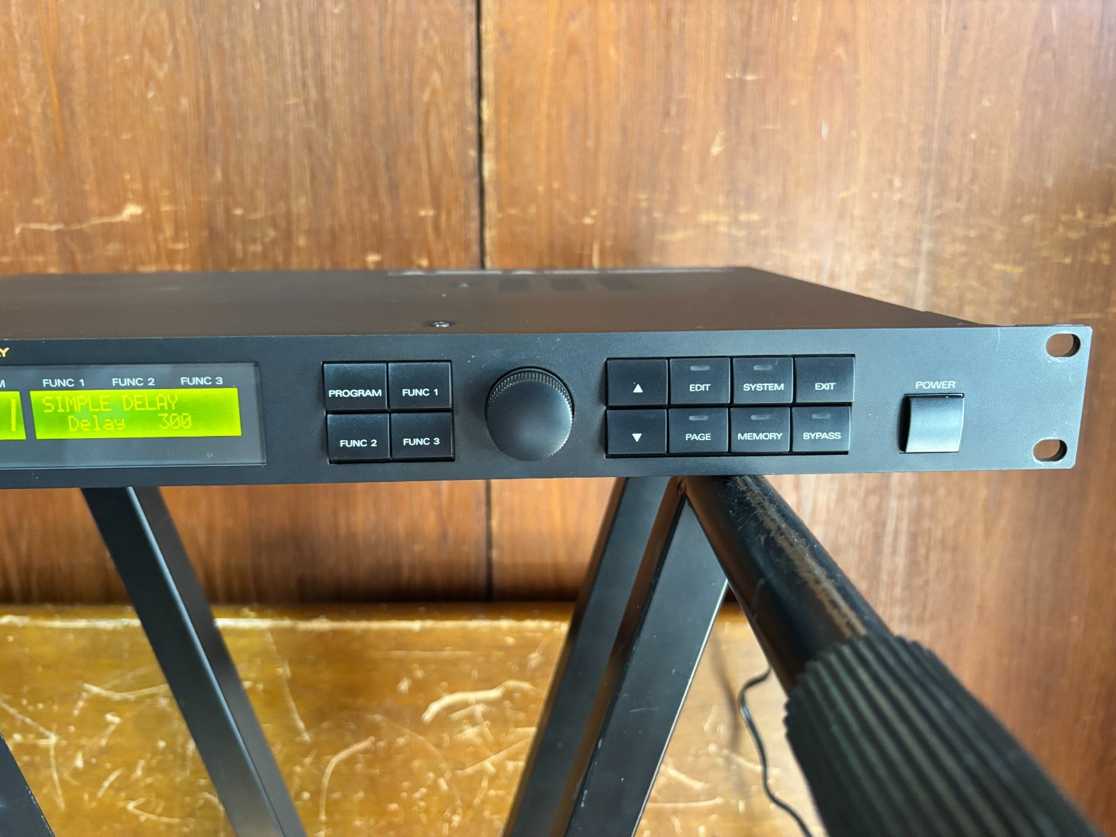 Roland SDE-330 SDE 330 Dimensional Space Delay New internal battery