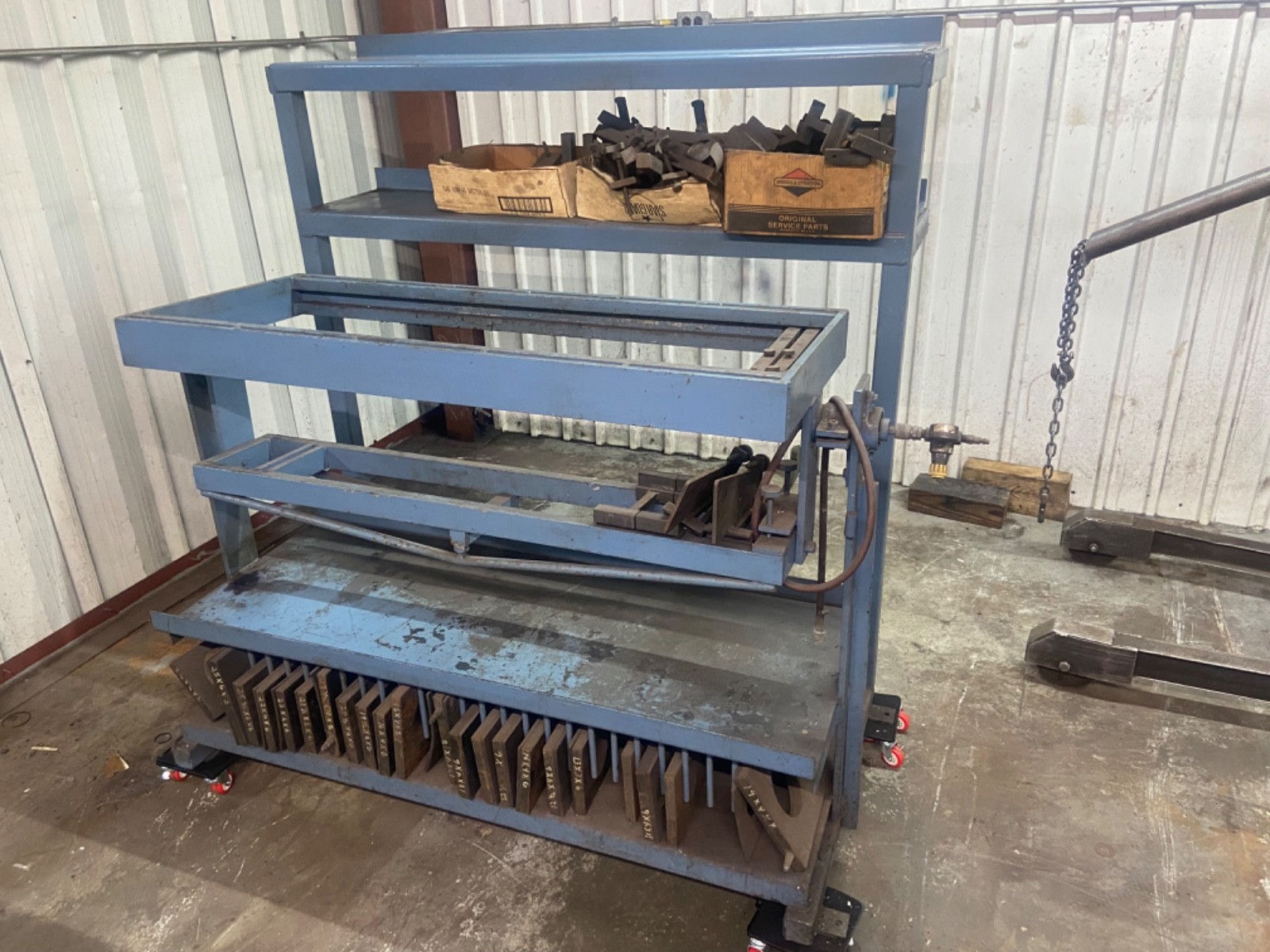 MTE CYLINDER HEAD PRESSURE CHECKING MACHINE