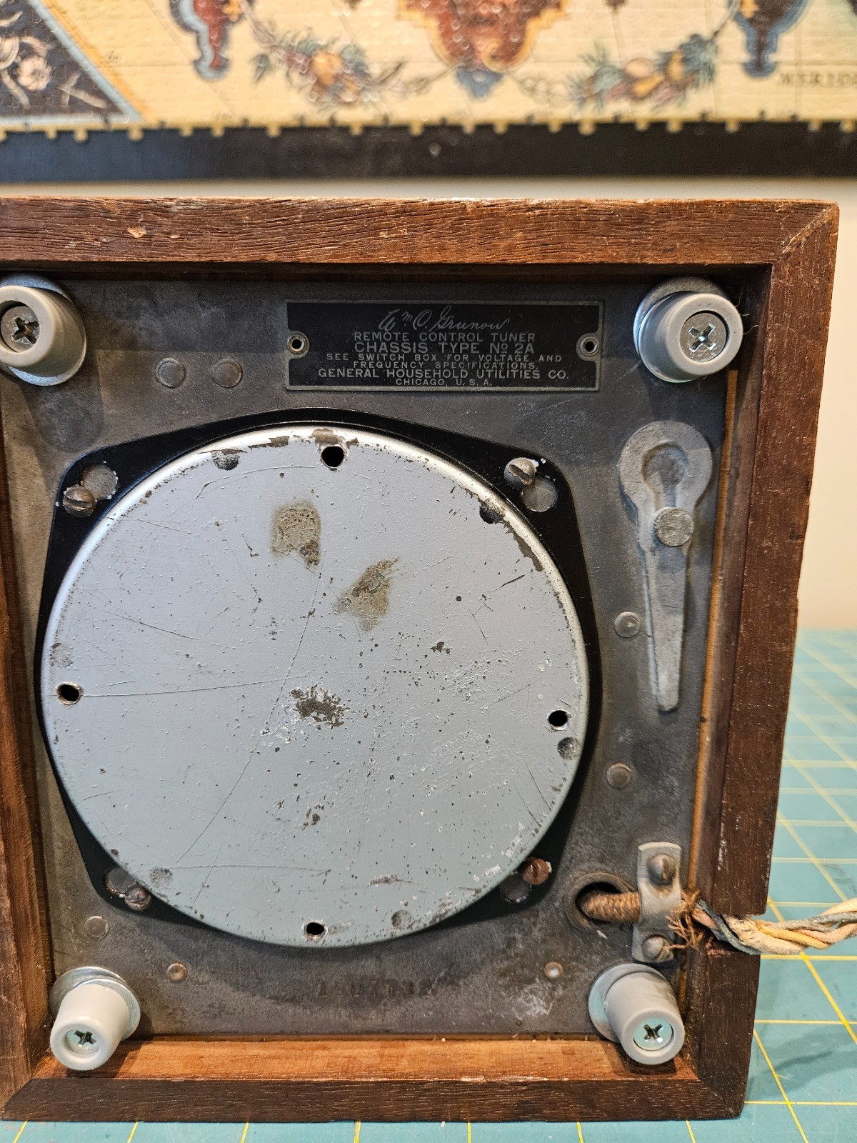 GRUNOW Wired Radio Remote Control Chassis 2A Burl Box Cloth Cord Model 1101