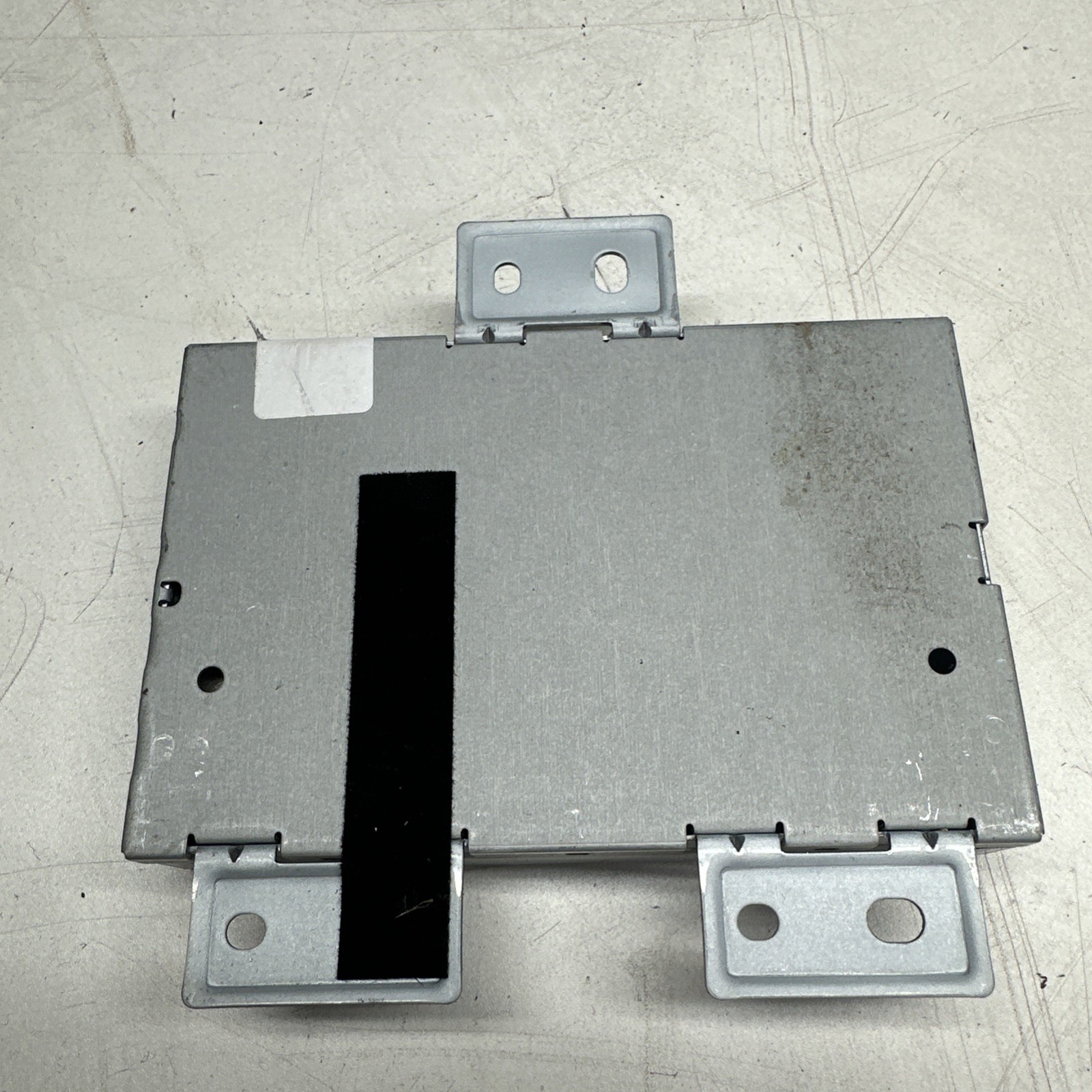 2006-2011 Mercedes Benz ML350 Communication Interface Module A2049005704 OEM .