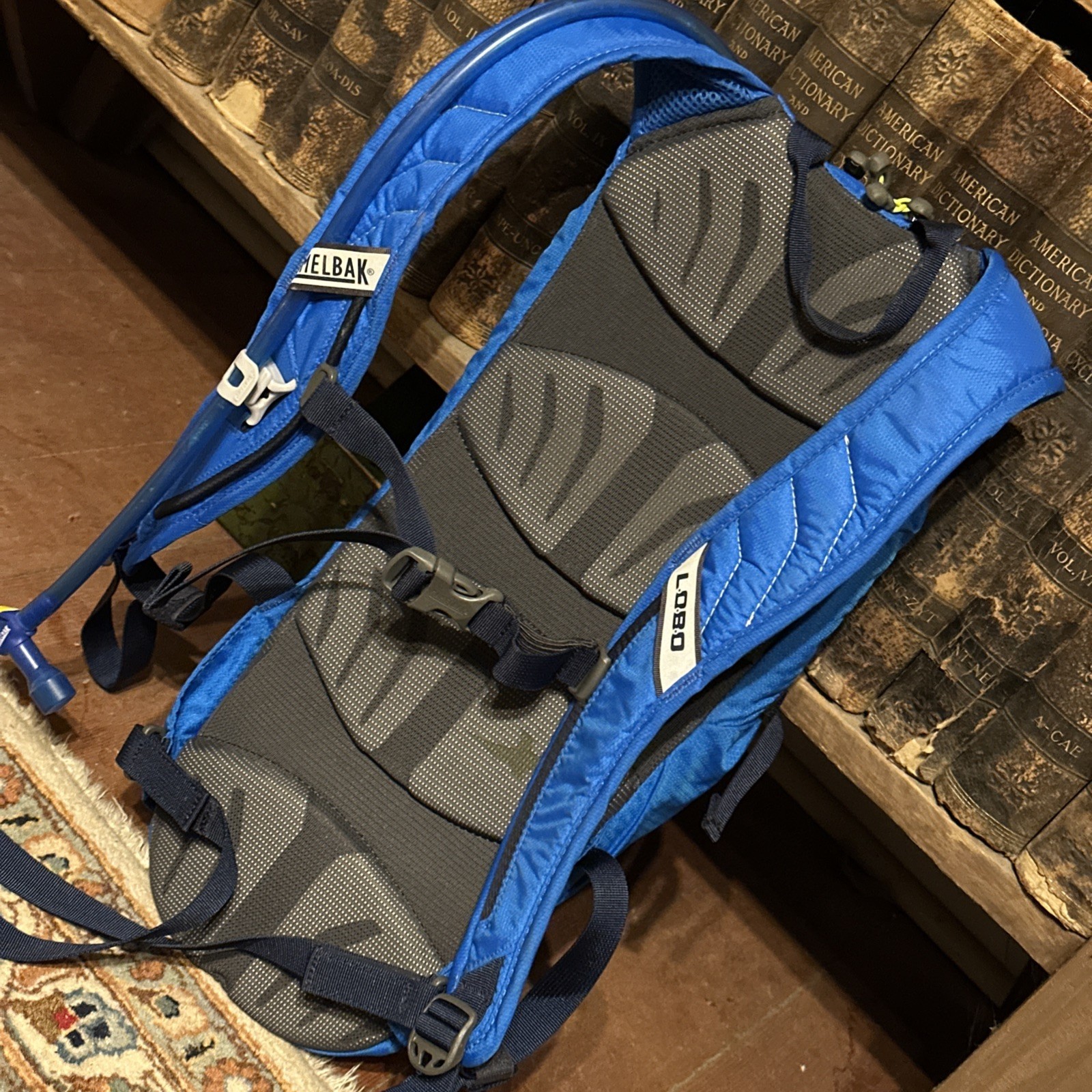 Camelbak Lobo Blue/Black Hydration Pack Hiking Trail Backpack
